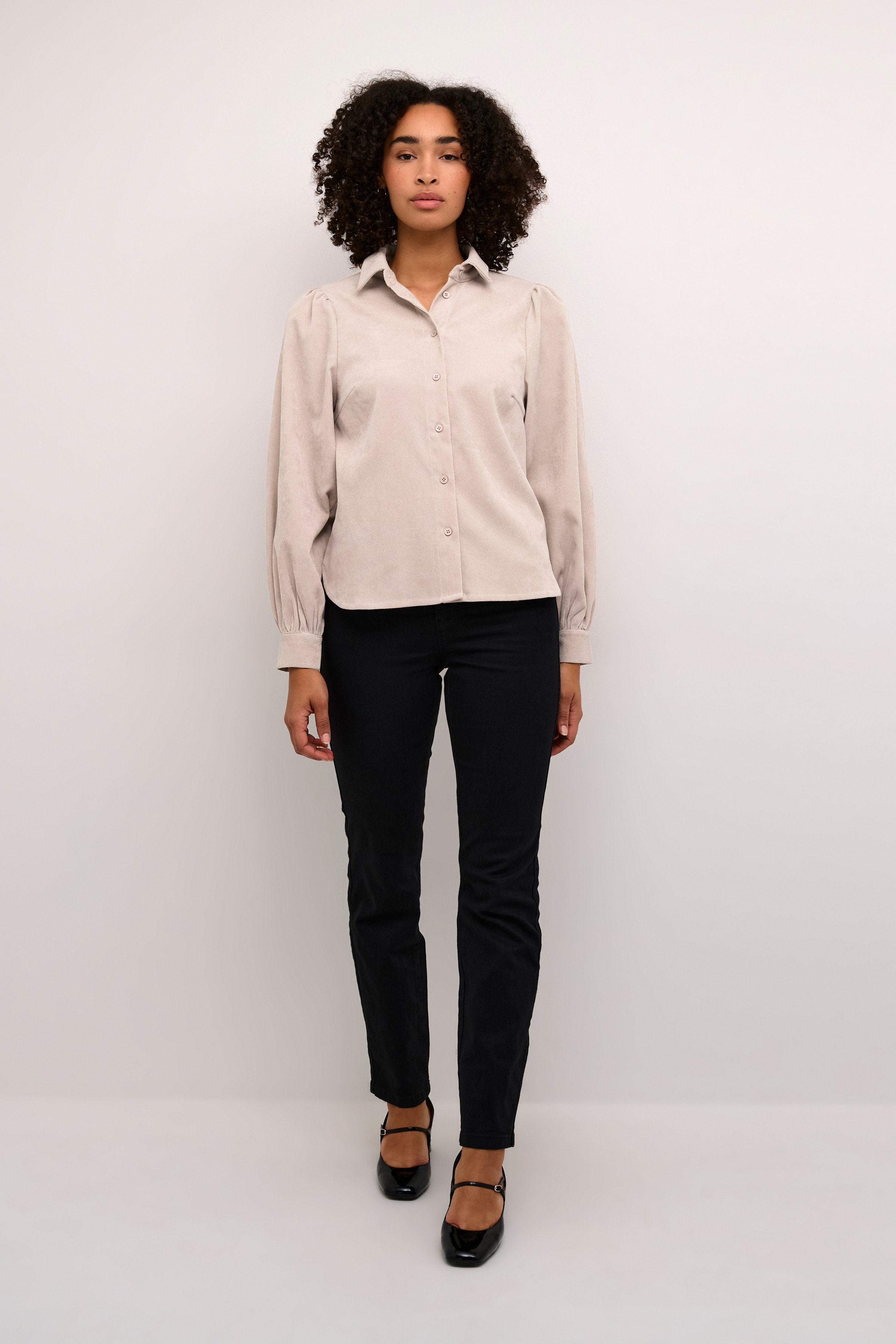 KAhermine Shirt LOOKBOOK FRONT 10509114-106486