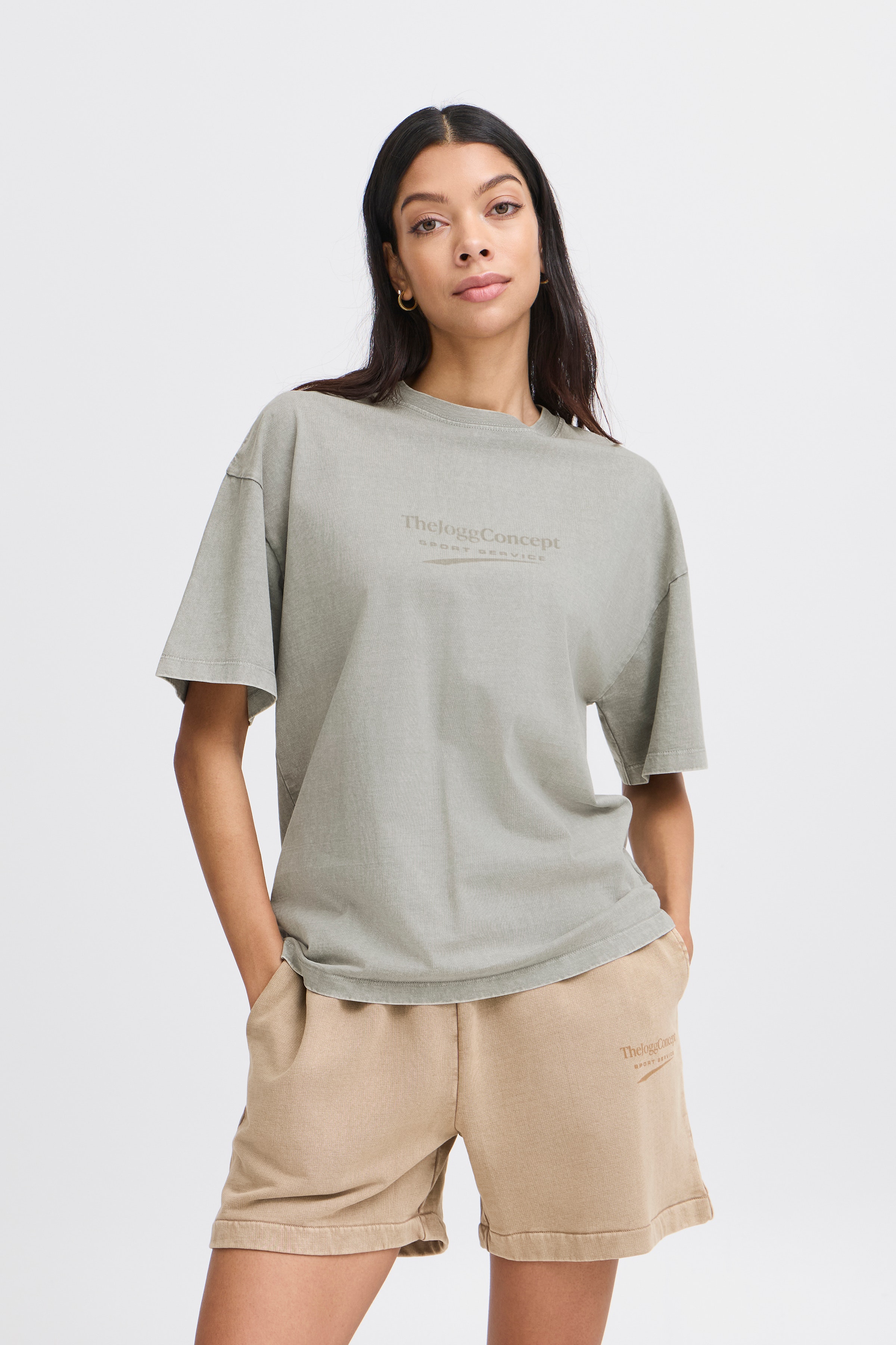 JCSADIA T-shirt LOOKBOOK FRONT 22800804-175102