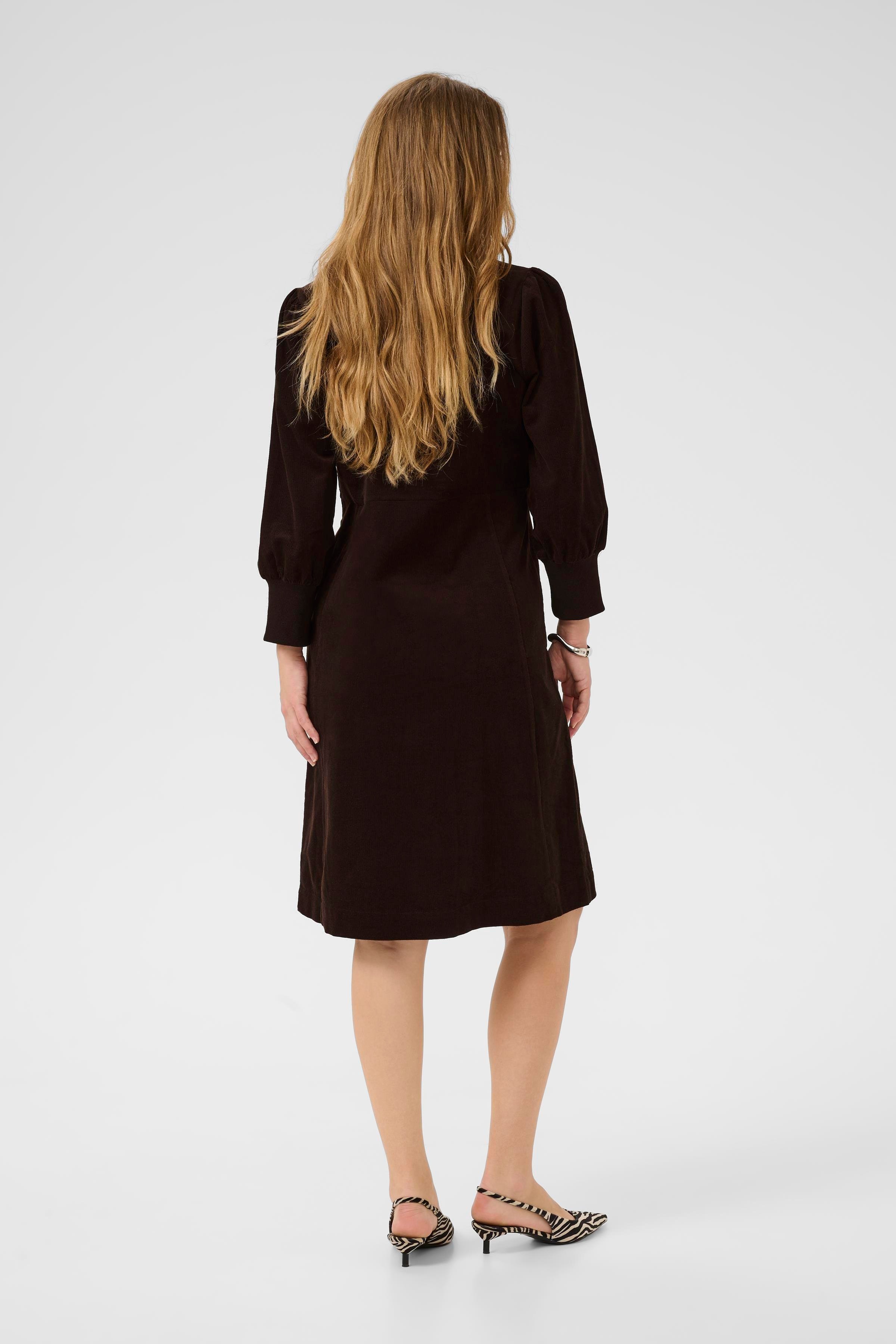 CUrhaena Cordkleid LOOKBOOK BACK 50112284-190915
