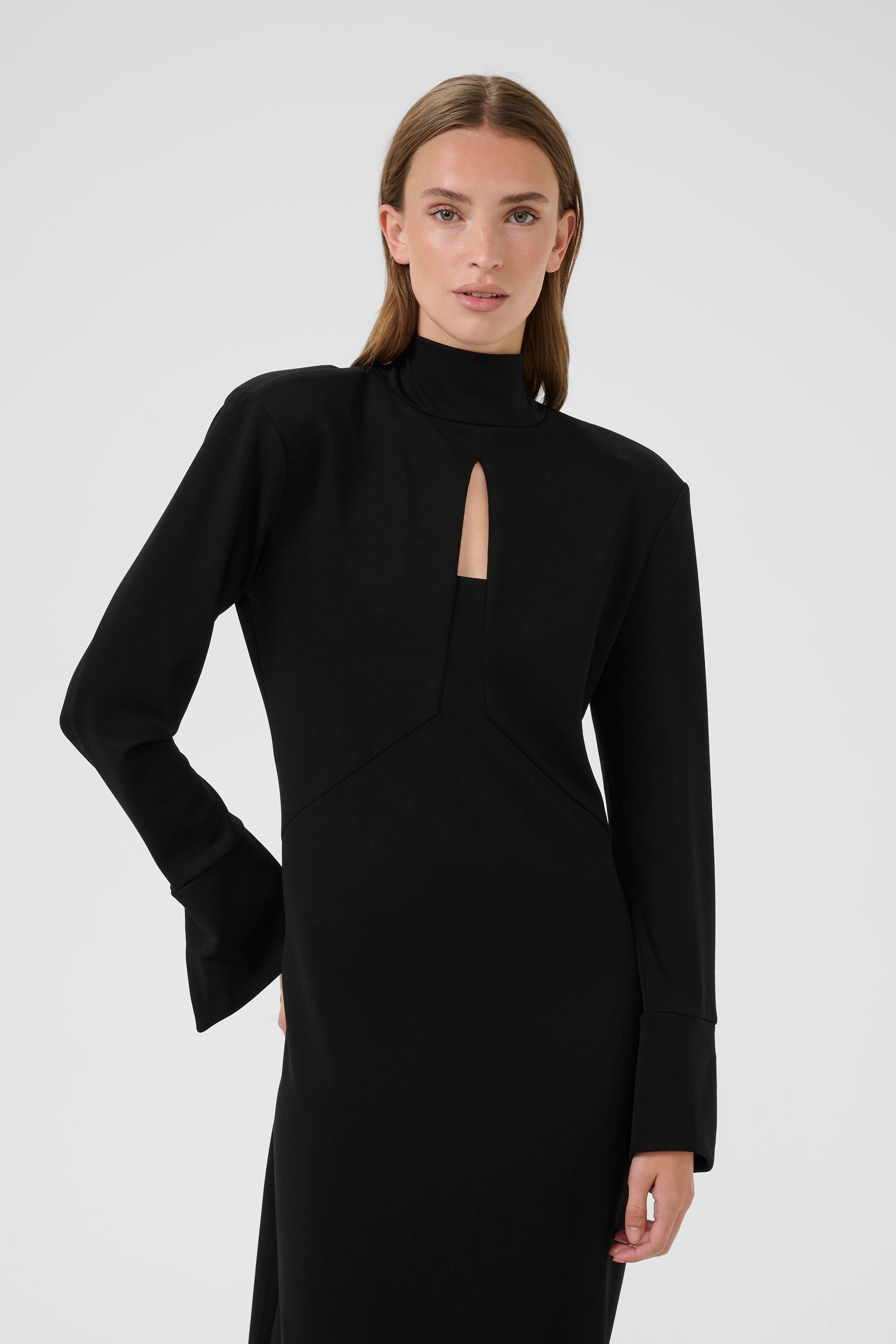 KBBrittany Dress LOOKBOOK FRONT 10105671-194008