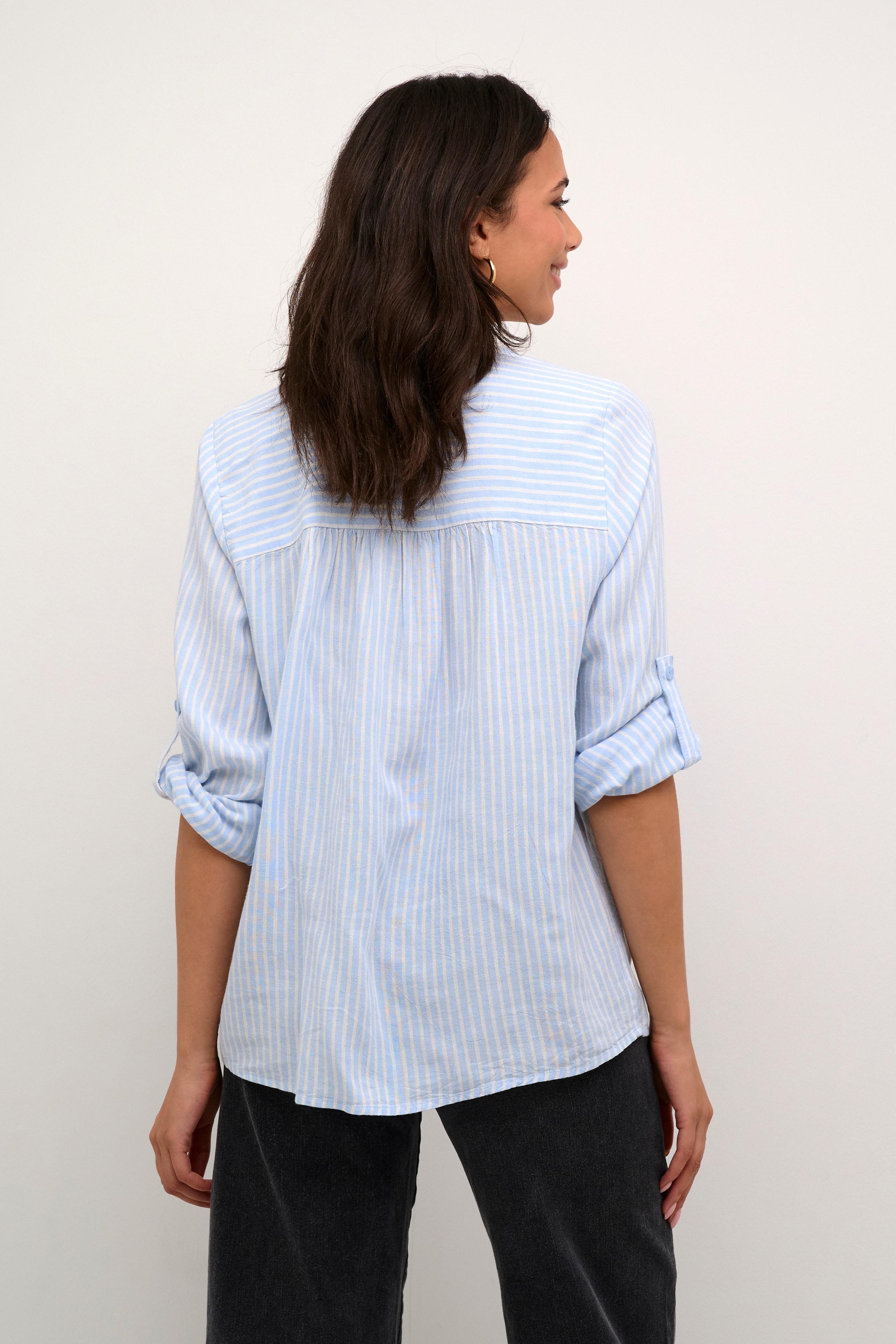 KAmilia Linen blouse LOOKBOOK BACK 10508313-105969