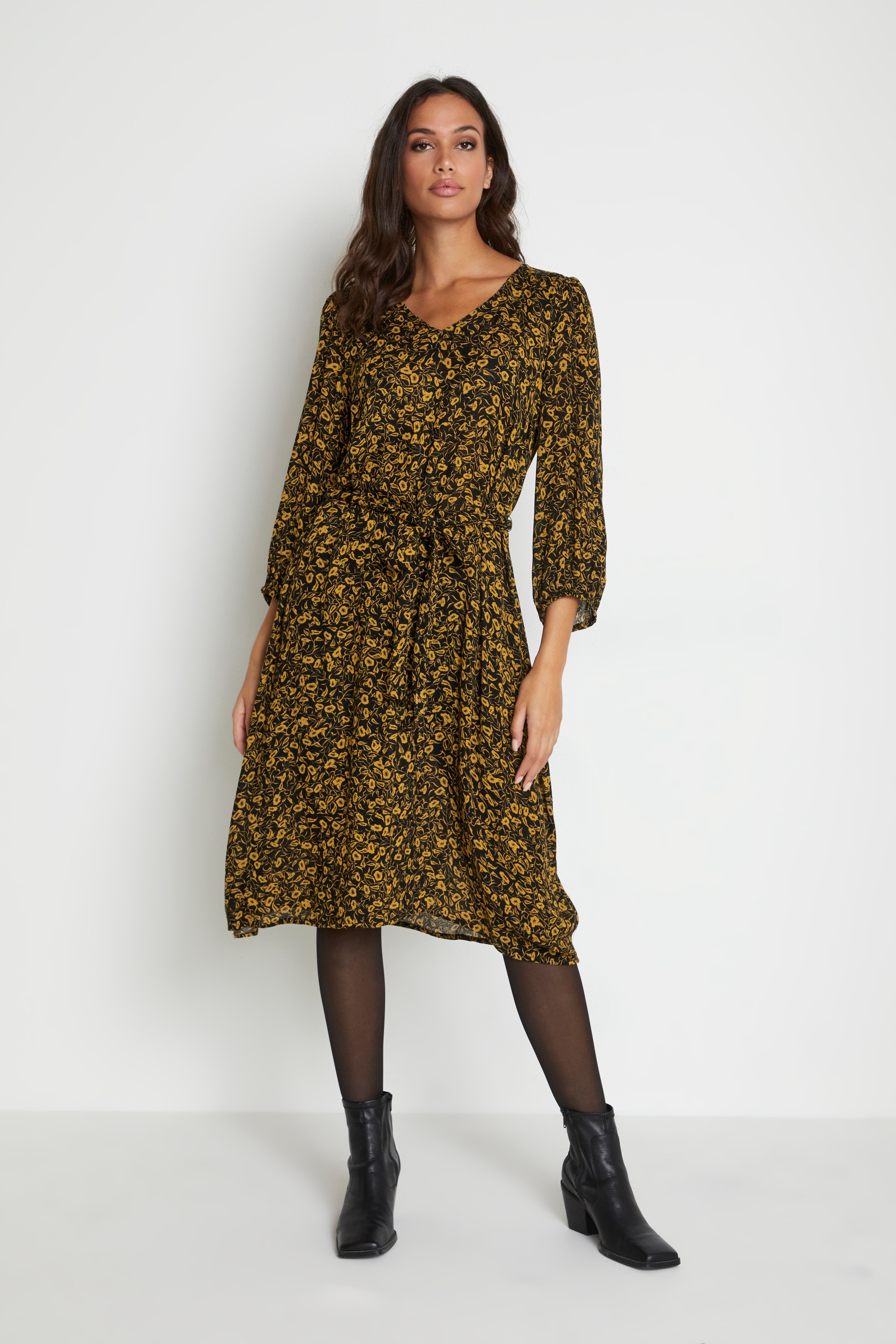 KAmimi Kjole LOOKBOOK FRONT 10506701-103091