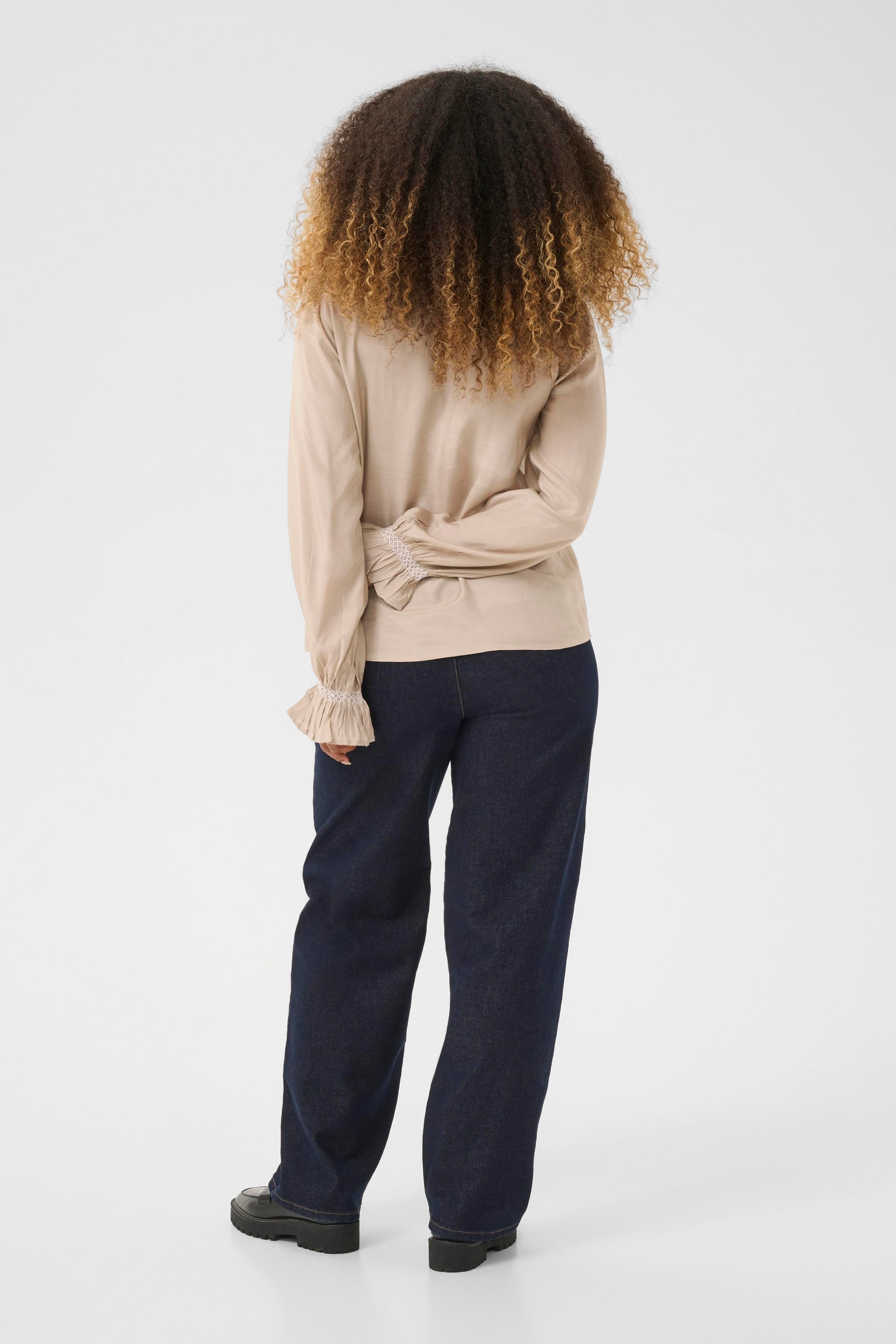 CRNouria Bluse LOOKBOOK BACK 10614563-161407