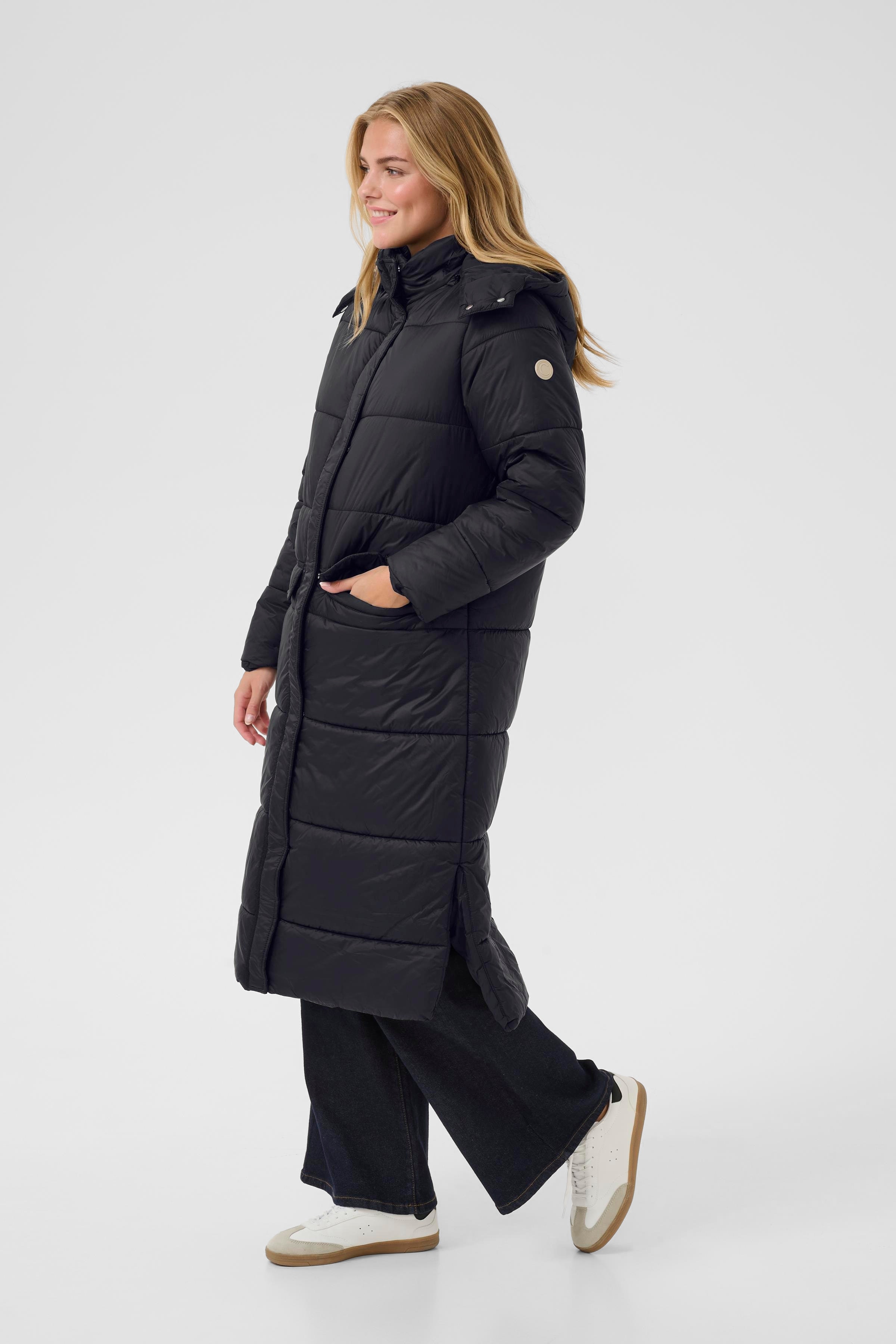 CRGaiagro Outerwear LOOKBOOK FRONT 10613921-100120