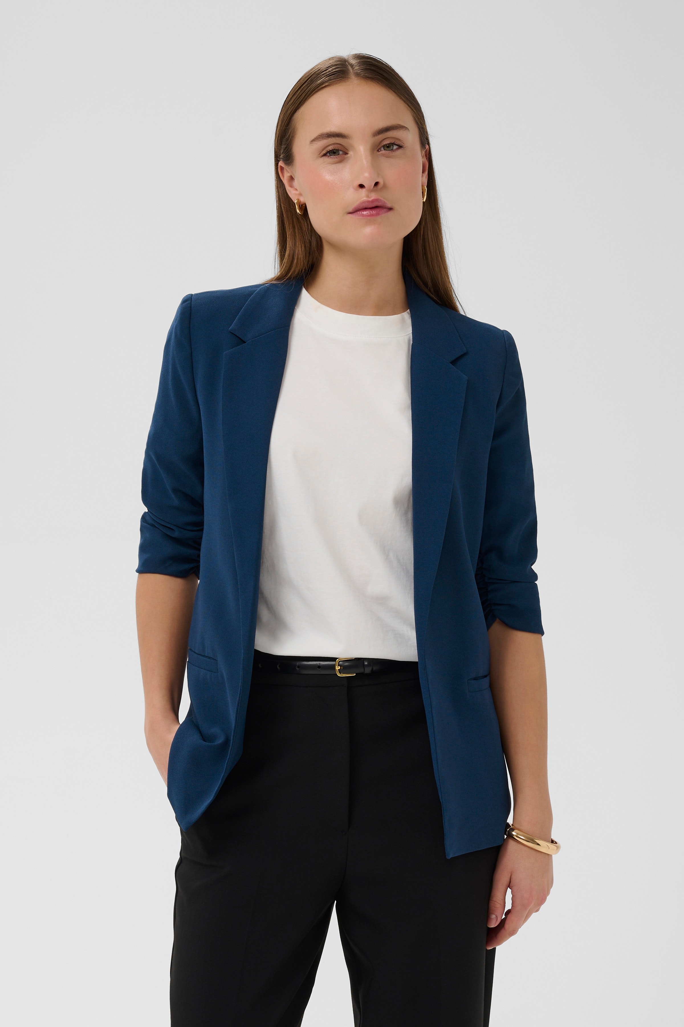 SLShirley Blazer LOOKBOOK FRONT 30403608-42022