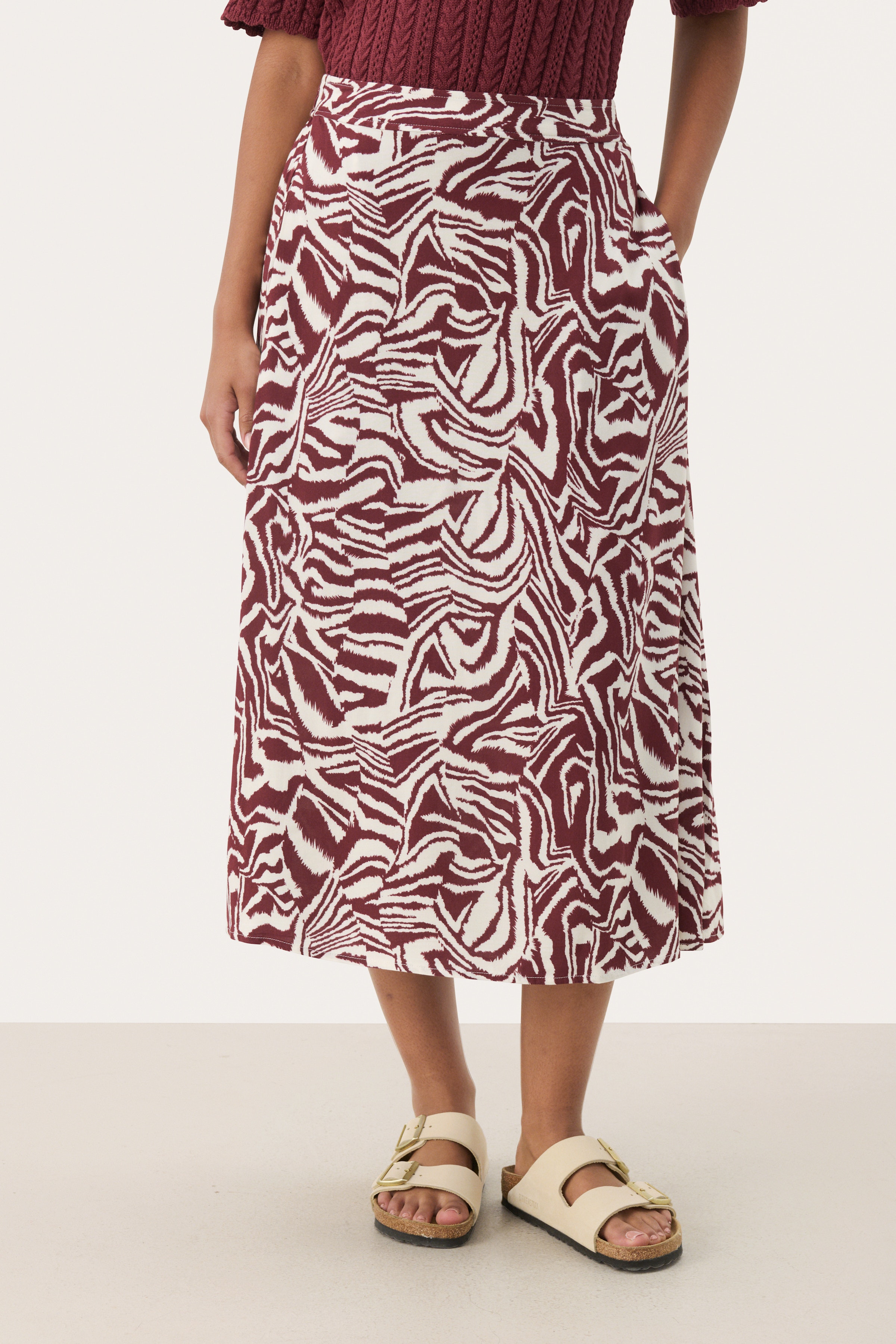 BiseraPW Skirt LOOKBOOK FRONT 30308685-304427