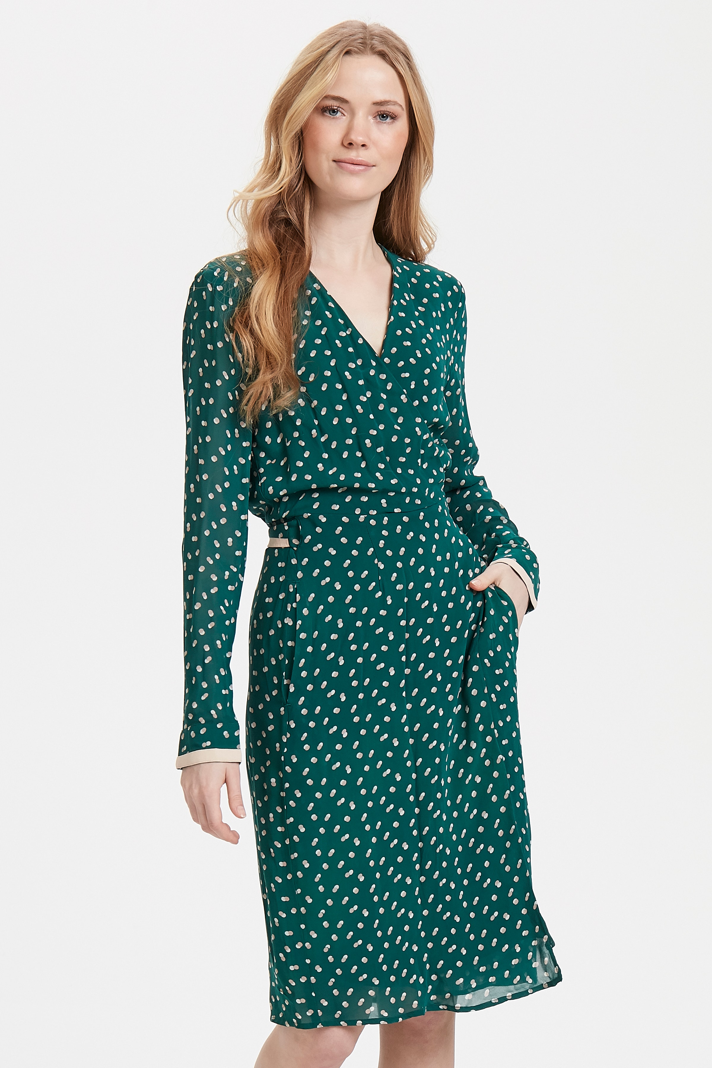 Kleid LOOKBOOK FRONT 30104060-11482