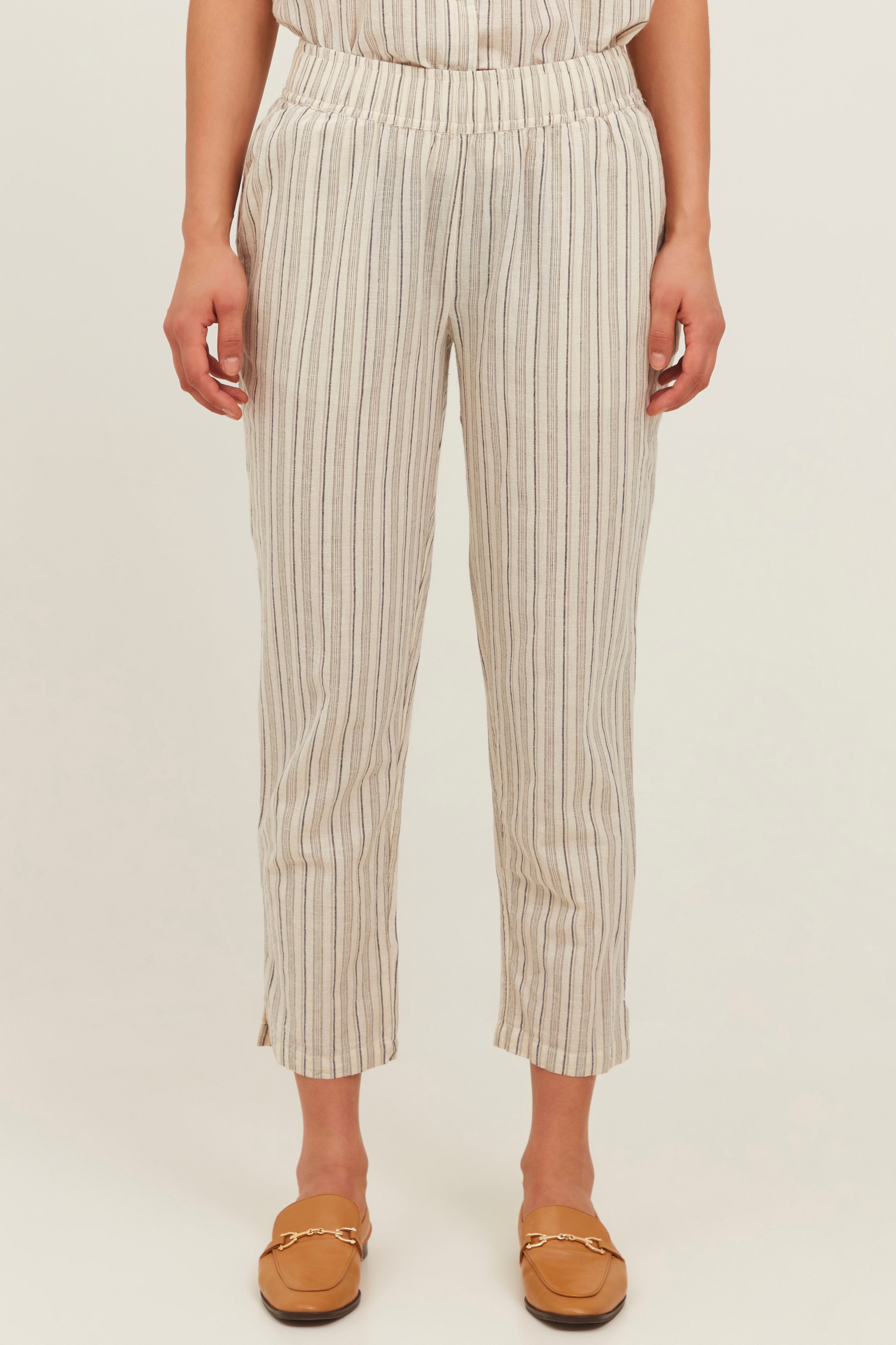 Casual buks LOOKBOOK FRONT 20609263-200739