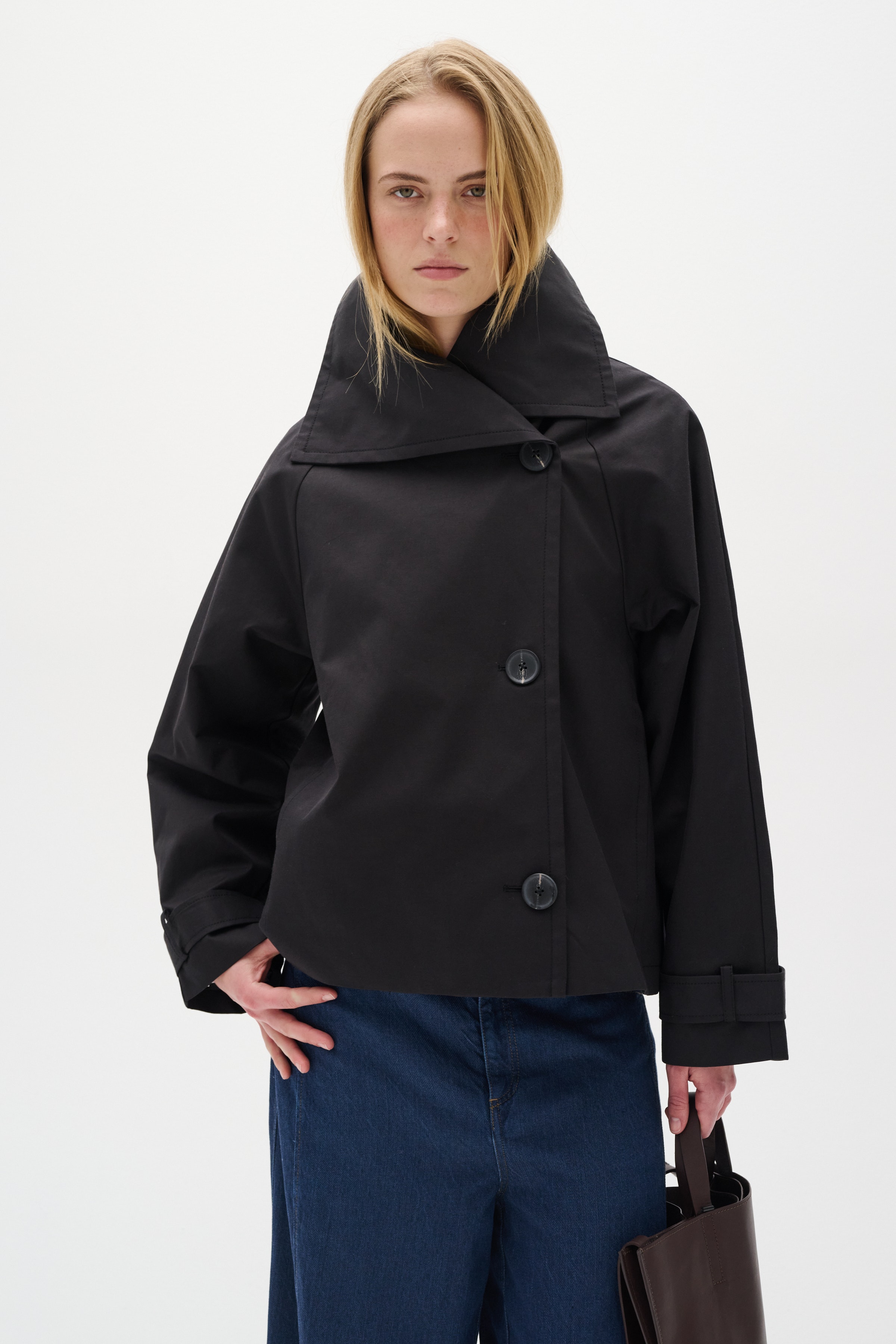 MazieIW Perry short coat LOOKBOOK FRONT 30109945-194008