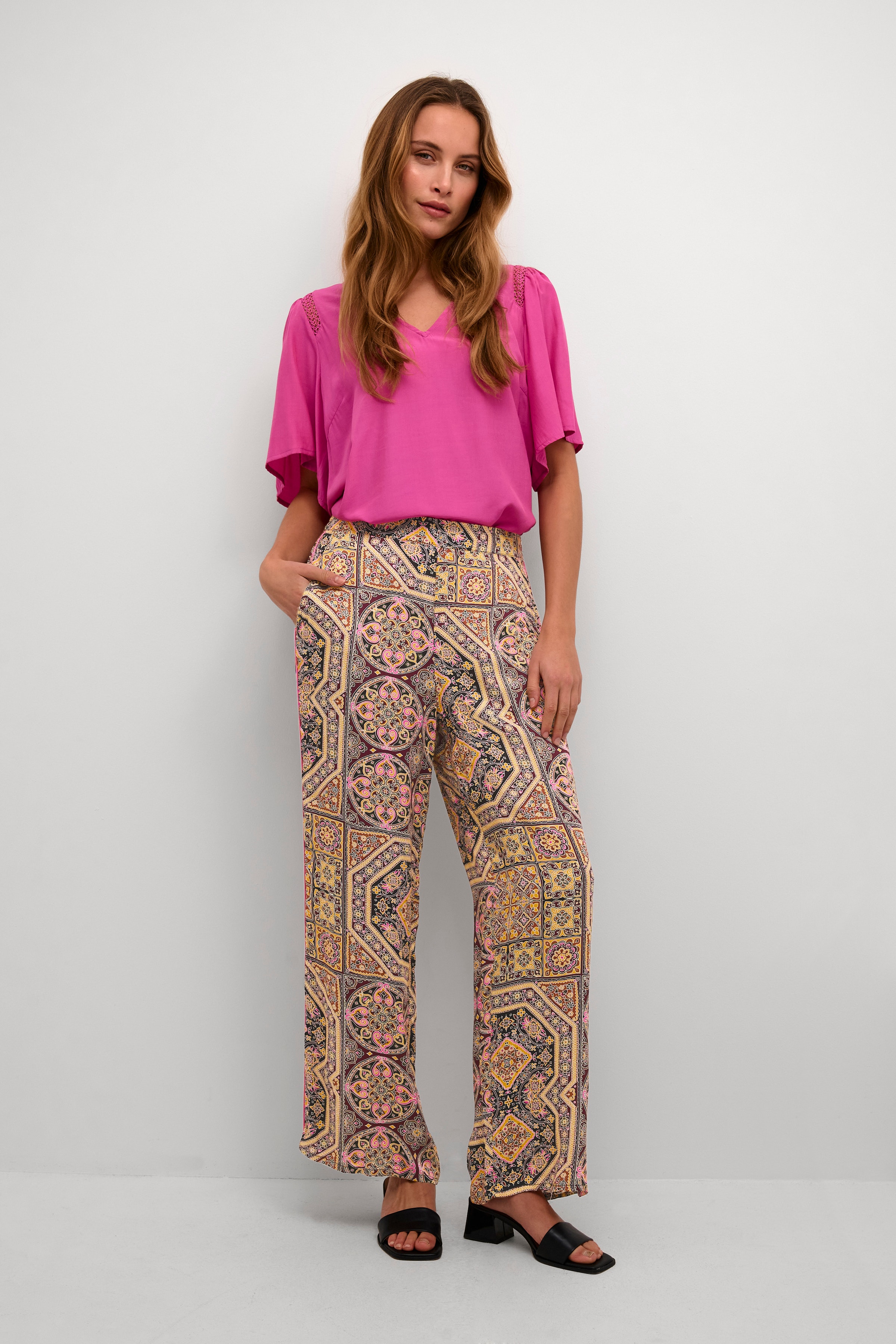 CUagna Trousers LOOKBOOK FRONT 50110761-106096