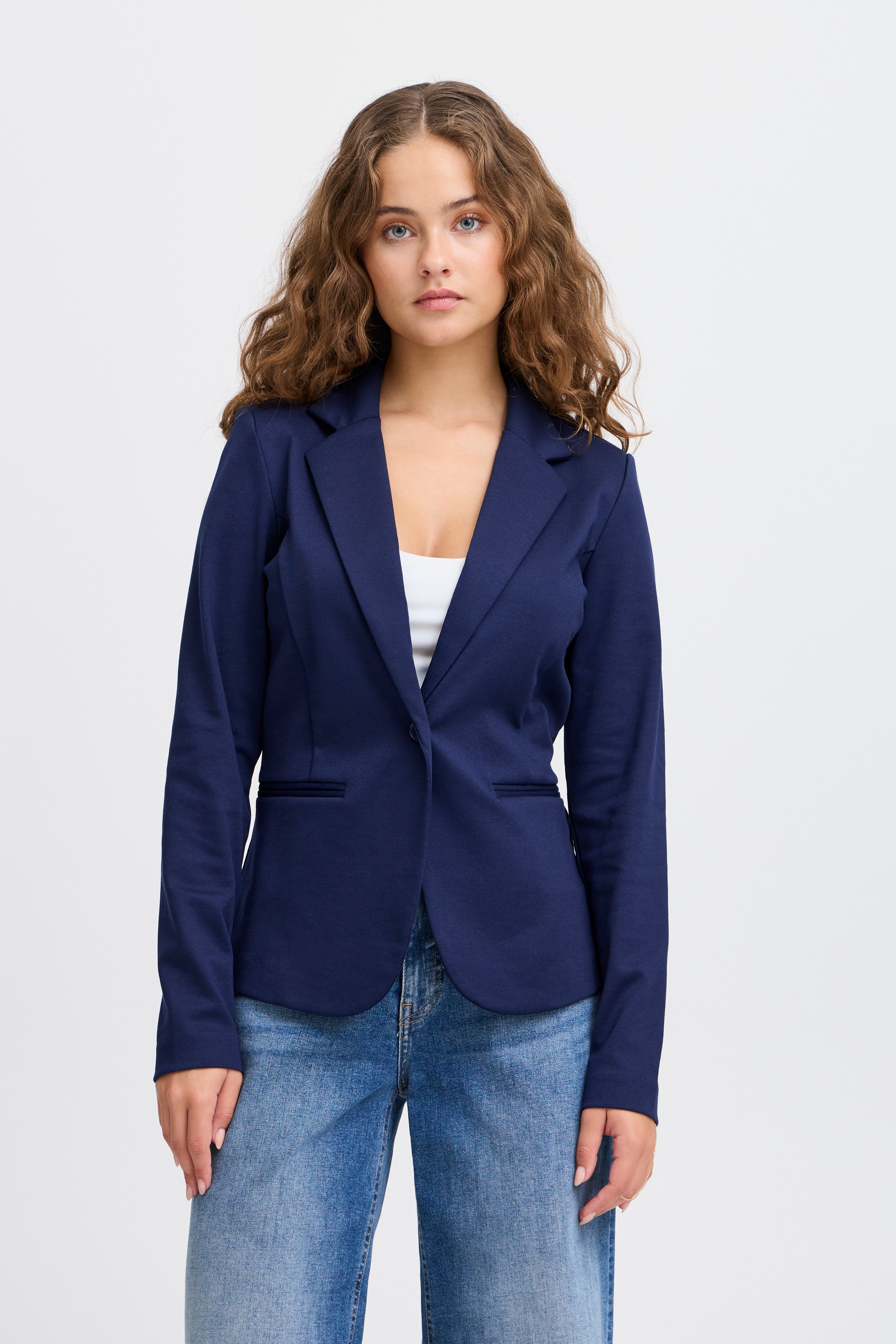 IHKATE Blazer LOOKBOOK FRONT 20101801-193831