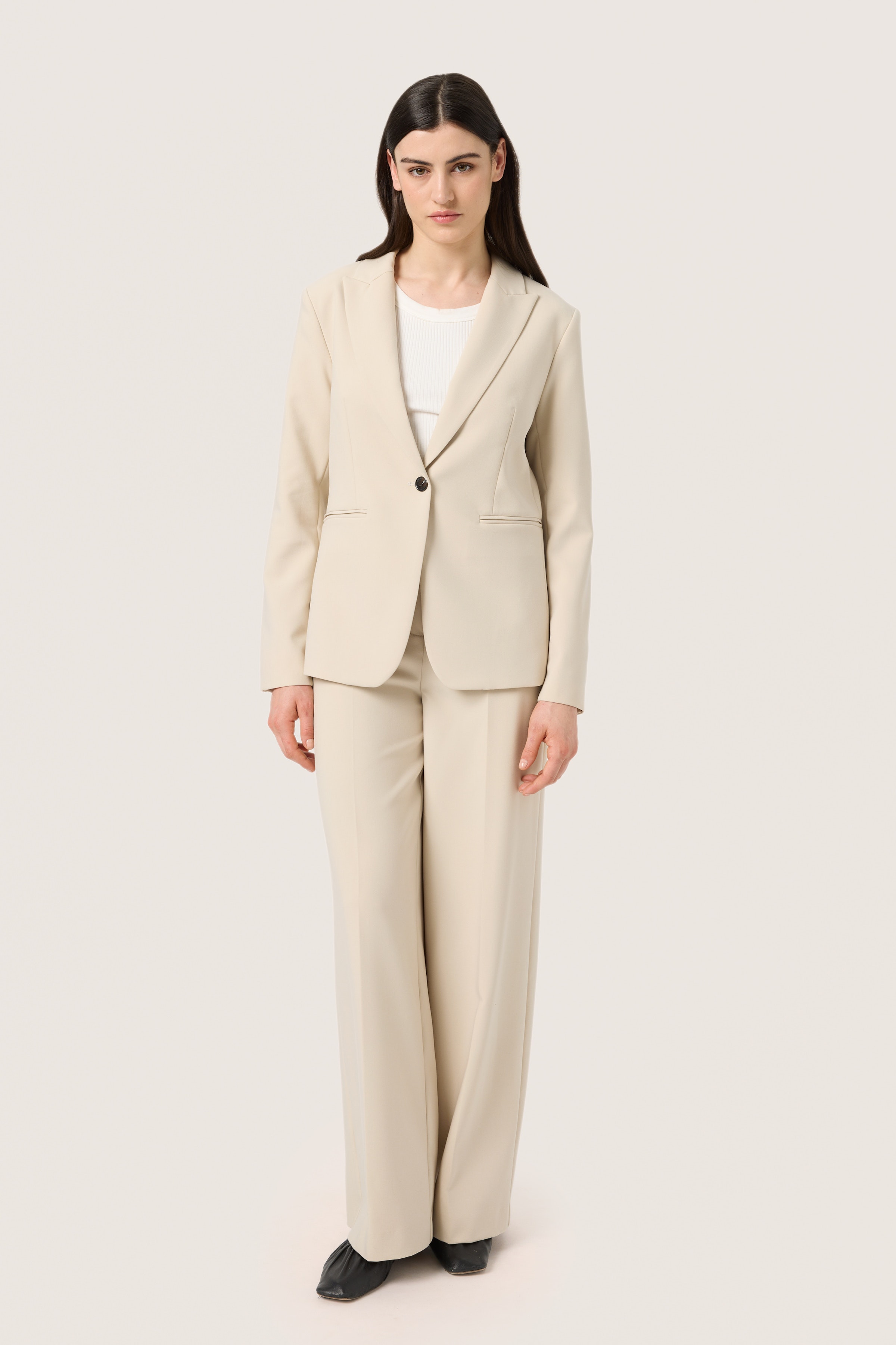 SLCorinne Blazer LOOKBOOK FRONT 30407532-130401