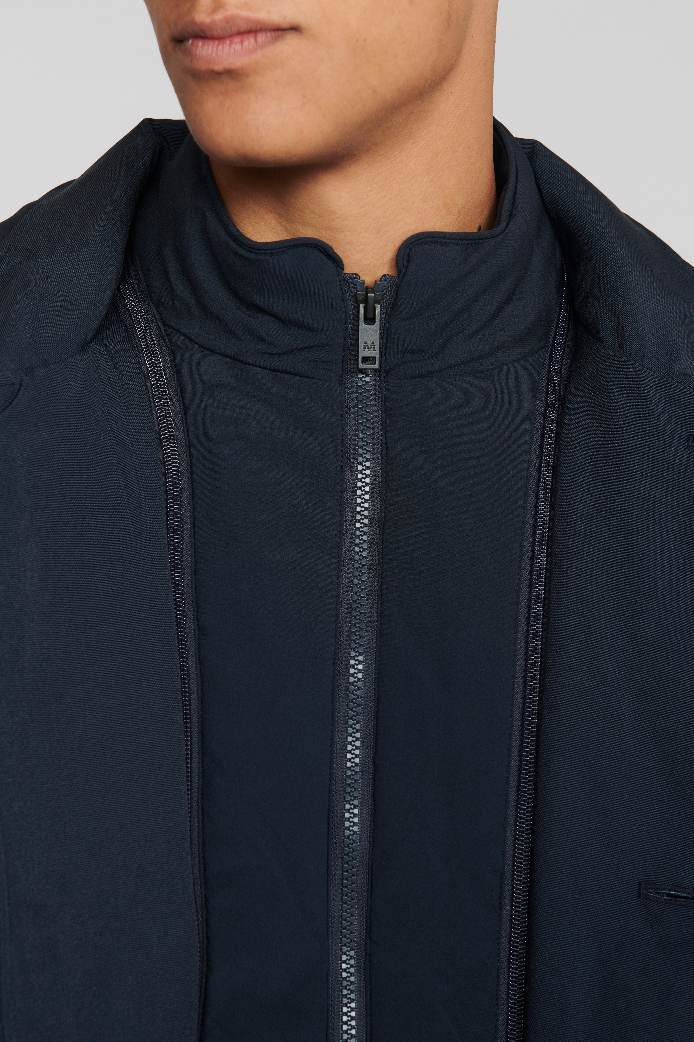 MAclyde Mantel LOOKBOOK DETAIL 30206720-194011