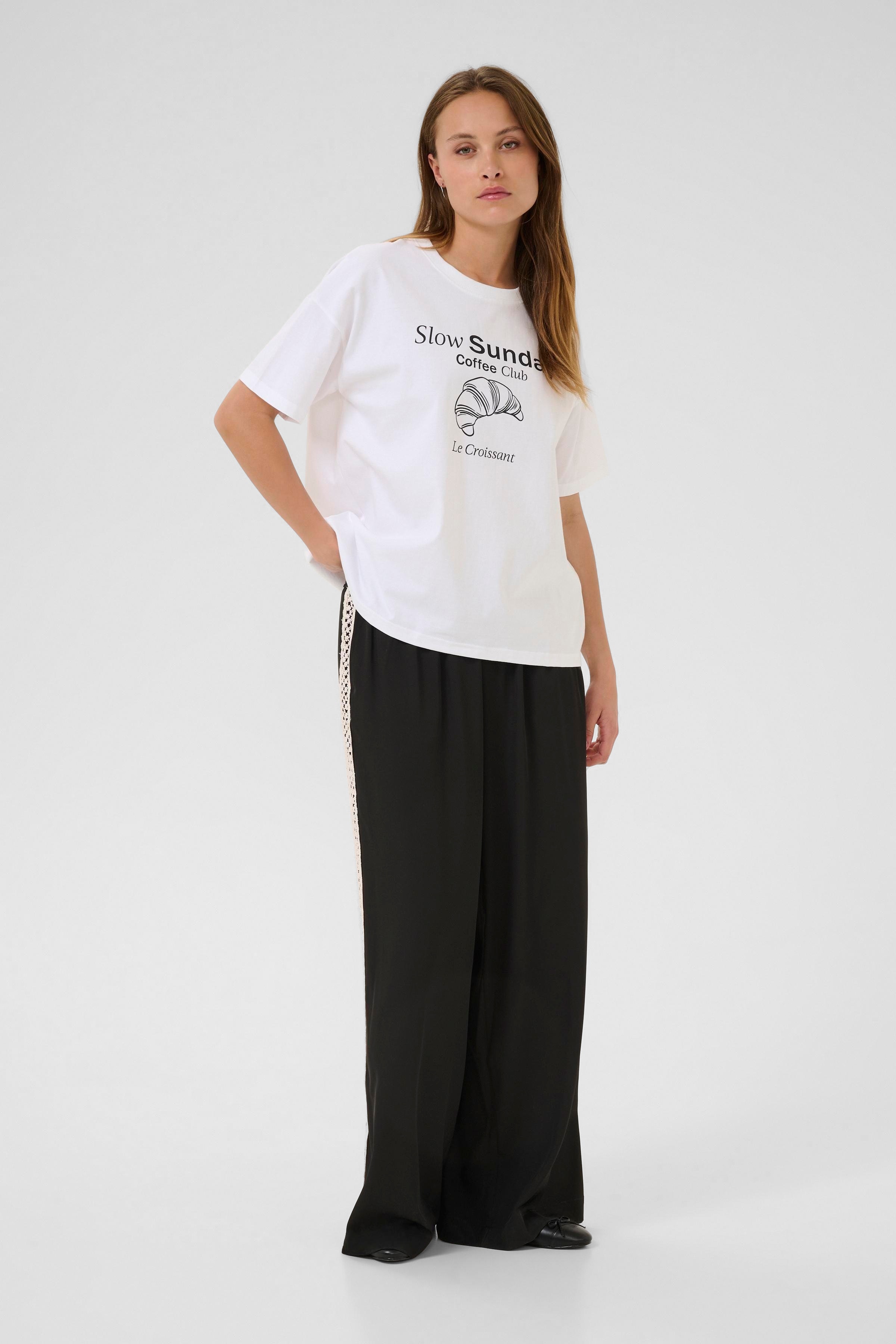 KAelly T-shirt LOOKBOOK FRONT 10510666-110601