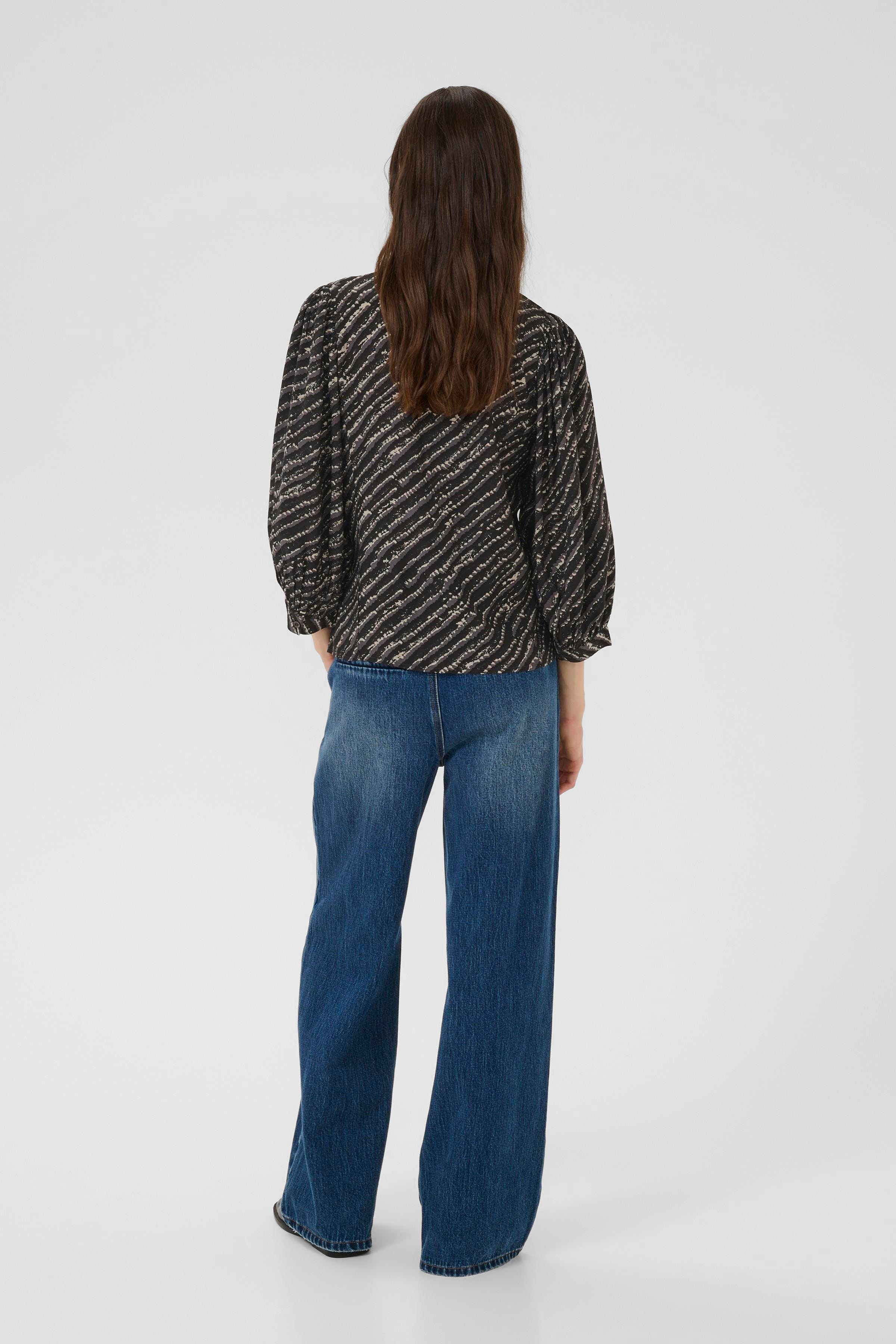 KBDavina Blouse LOOKBOOK BACK 10105784-108912