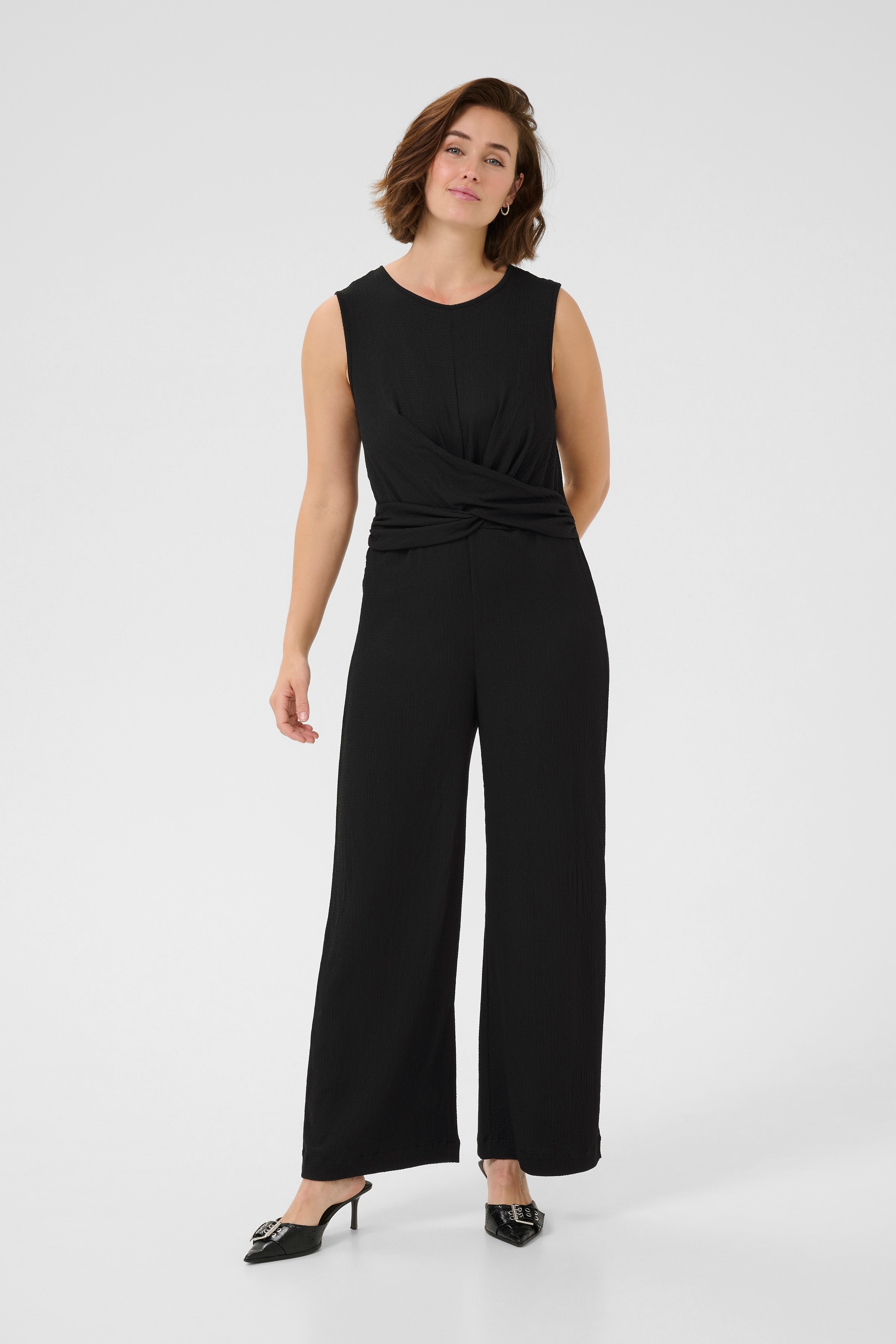 KAkatrine Jumpsuit LOOKBOOK FRONT 10510238-100121