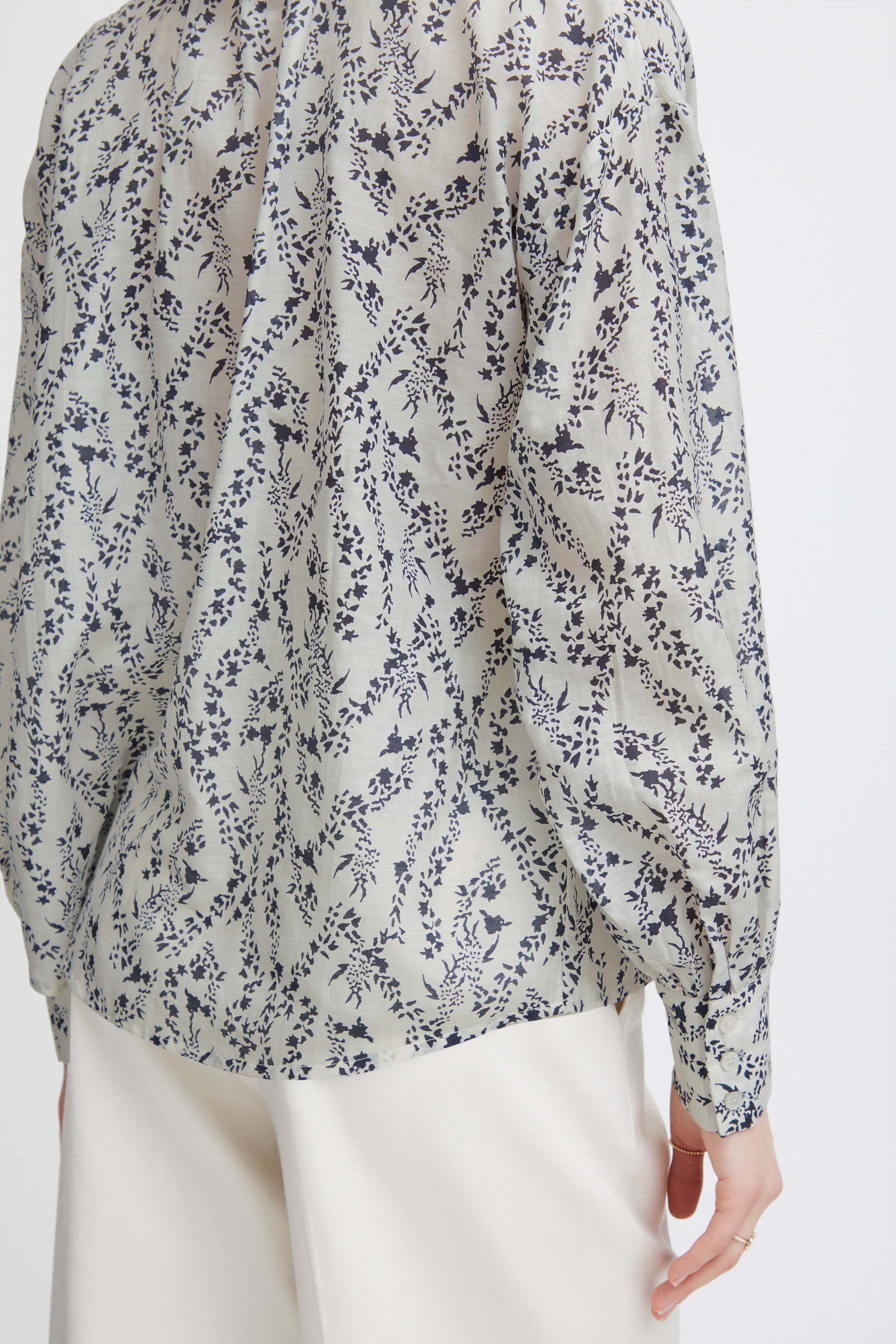 IRTHEA Overhemd LOOKBOOK DETAIL 20120593-202881