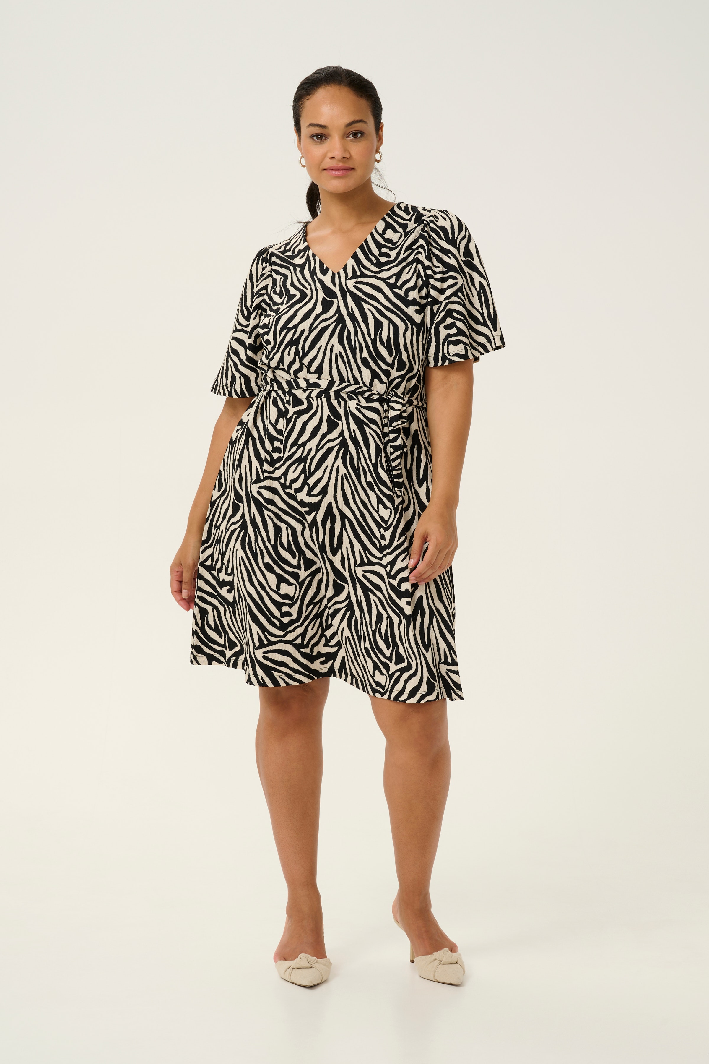 KCelisy Robe LOOKBOOK FRONT 10583083-106502