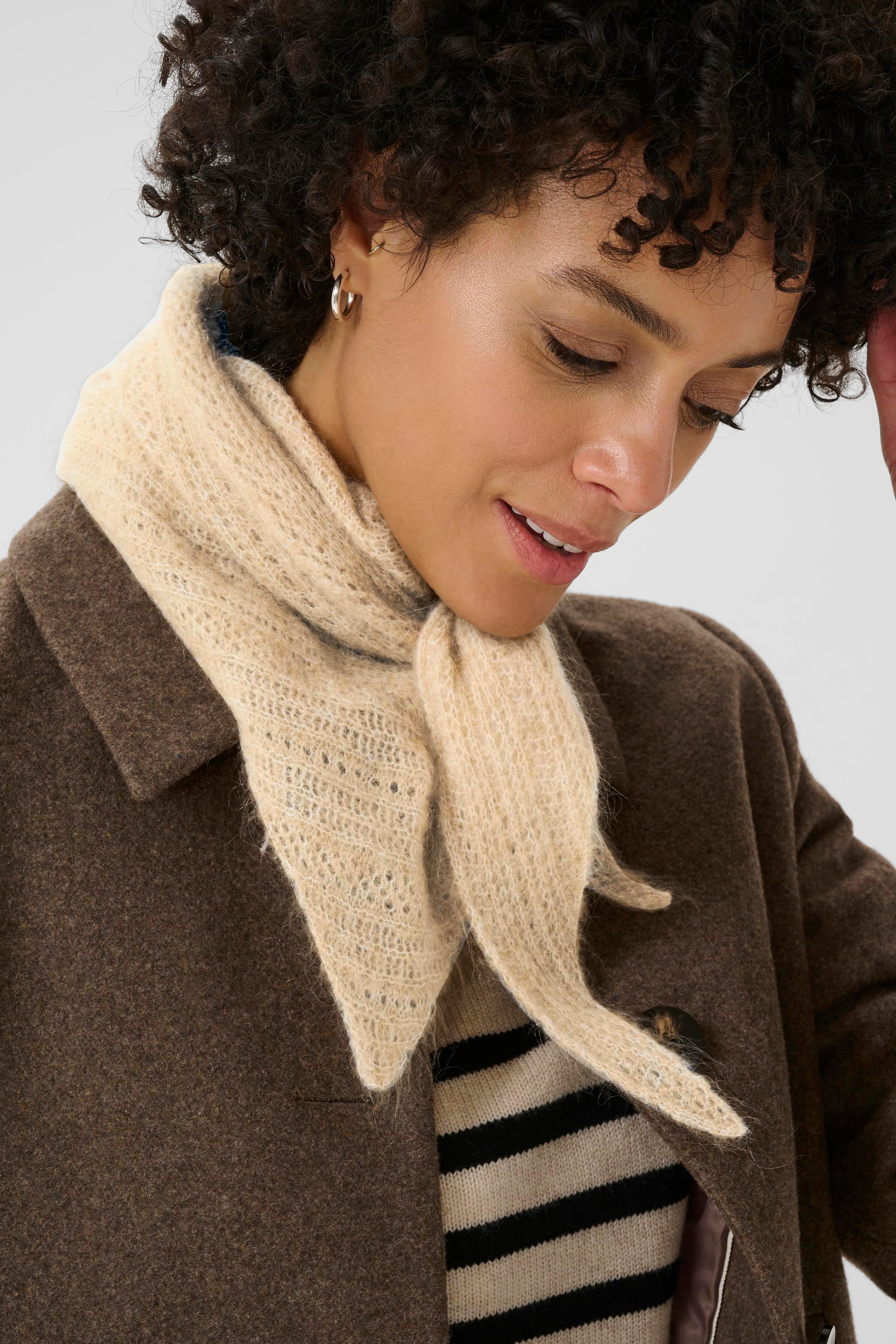 SizzePW Scarf LOOKBOOK FRONT 30310083-1304001