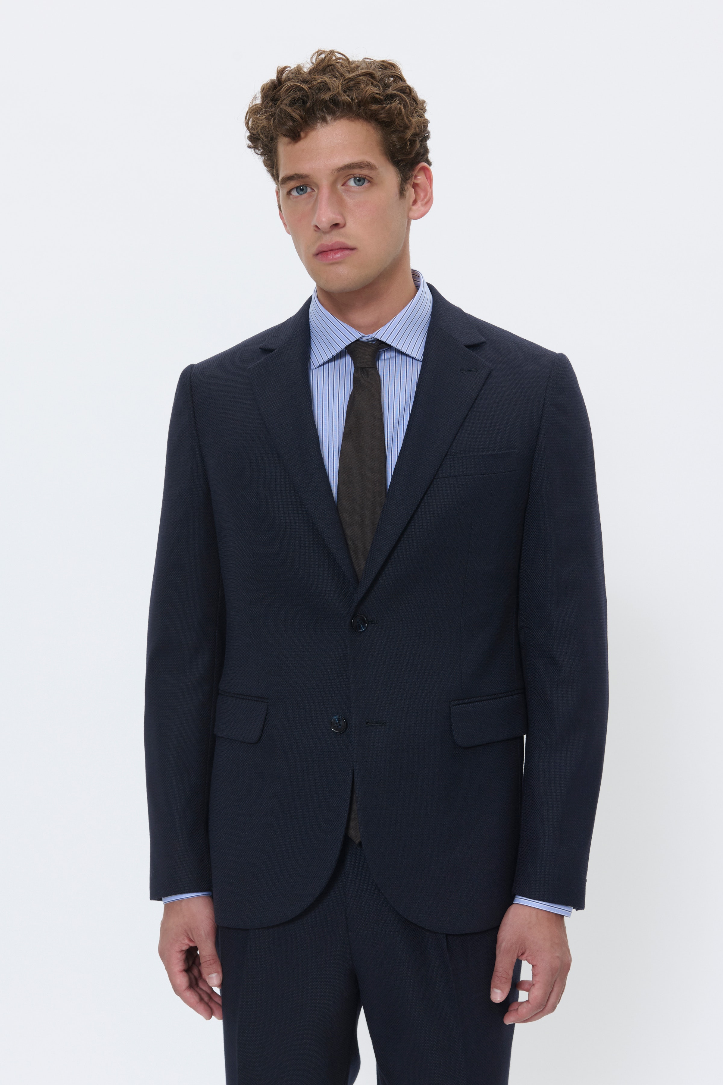 MAgeorge Blazer LOOKBOOK FRONT 30208692-194011