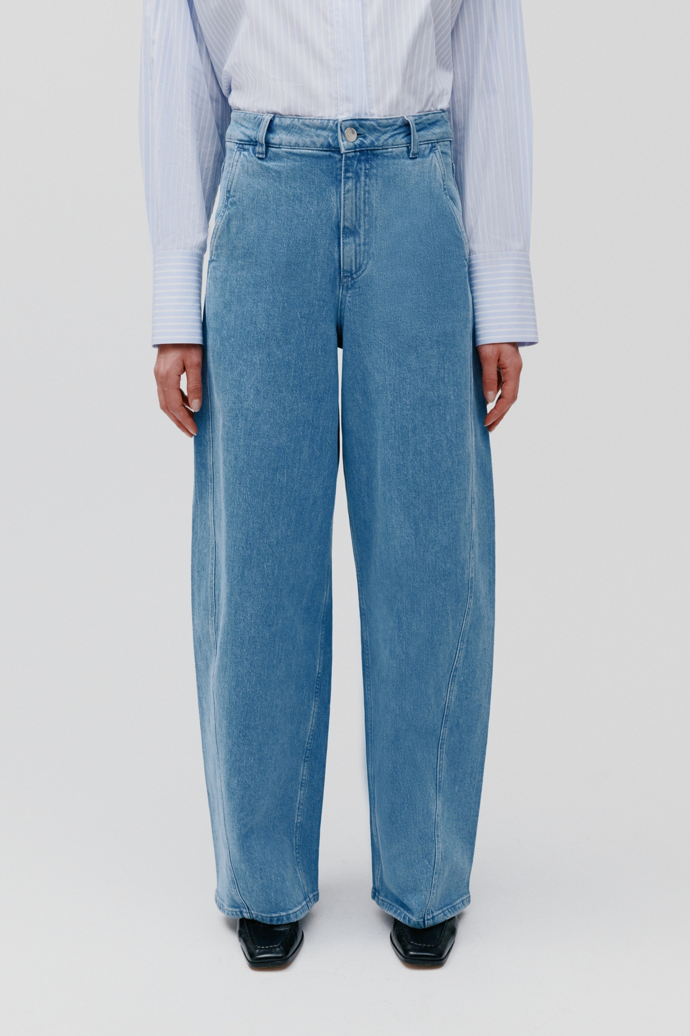 Phila Jeans LOOKBOOK FRONT 30600624-BL801