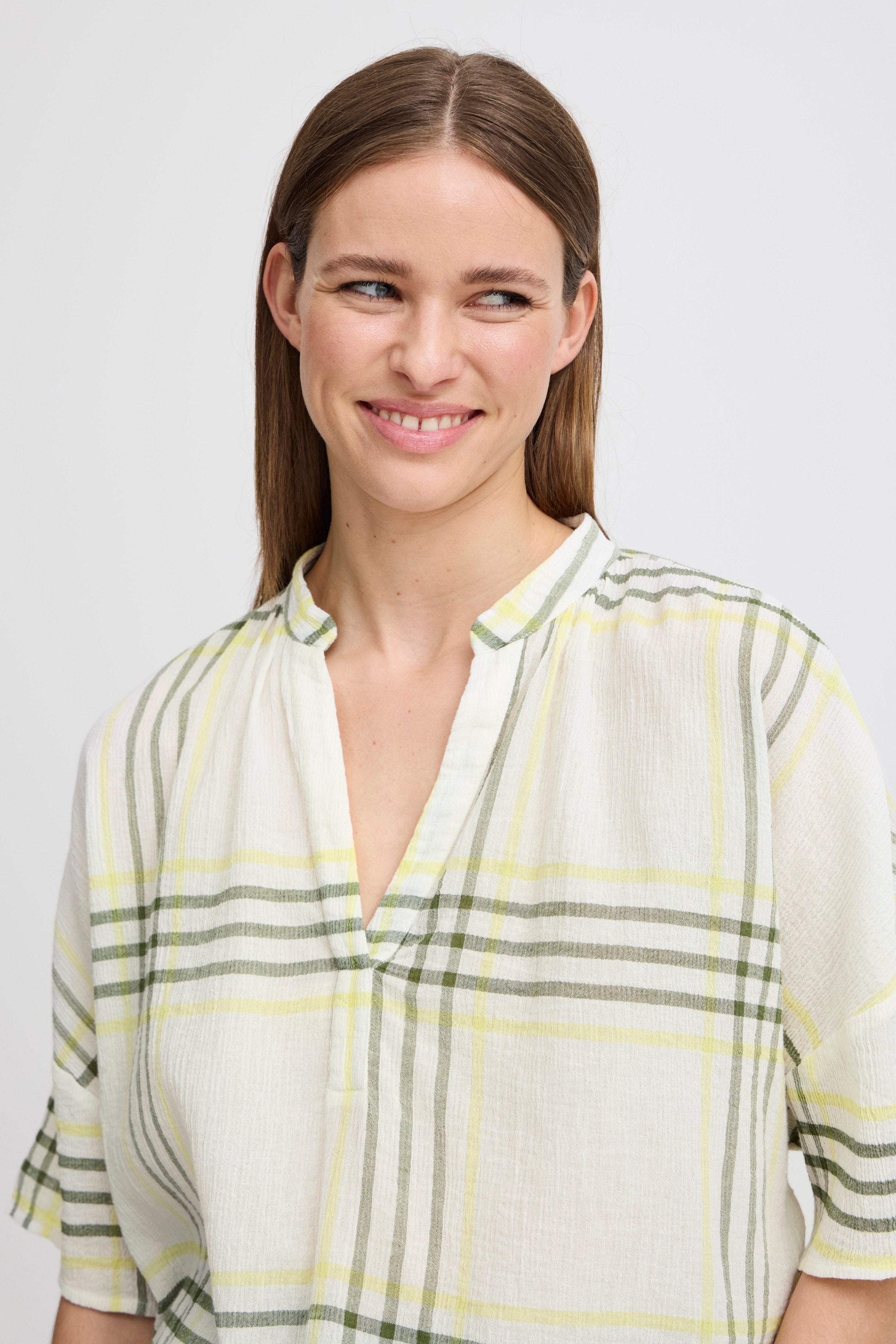 BYJOVI Bluse LOOKBOOK DETAIL 20814906-202911