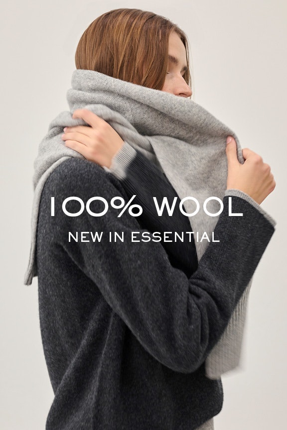 11 THE KNIT CREWNECK LOCATION NONE 10705549-100379