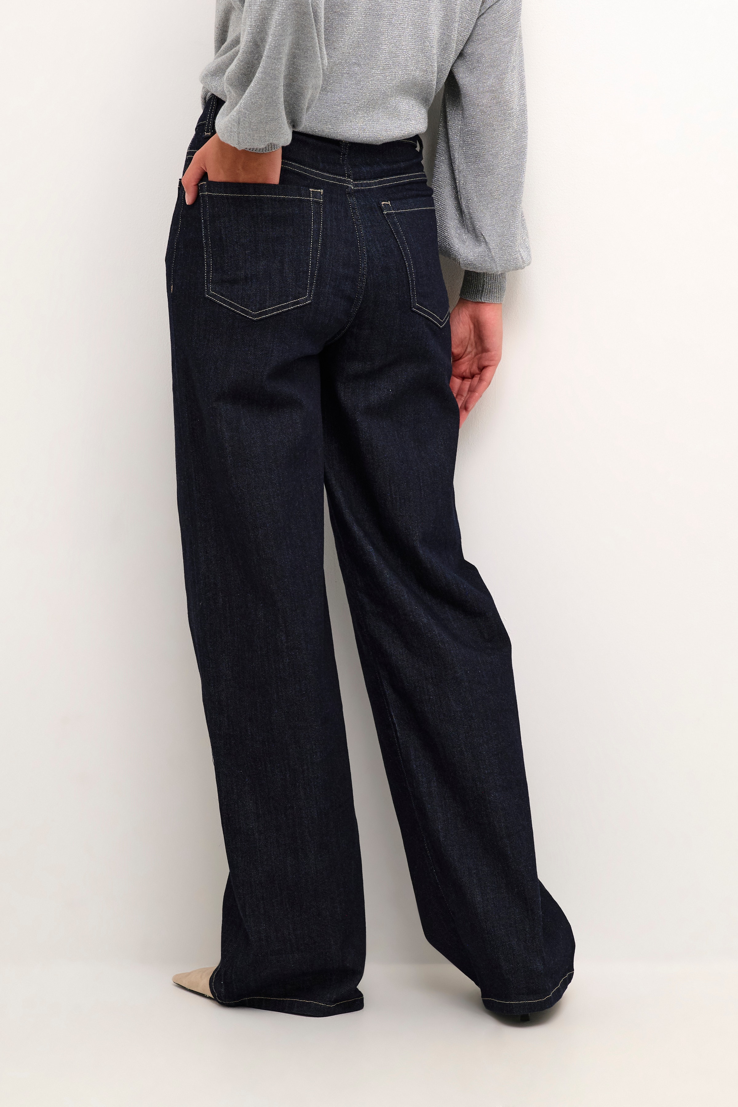 KAcansu Jeans LOOKBOOK BACK 10552350-103167