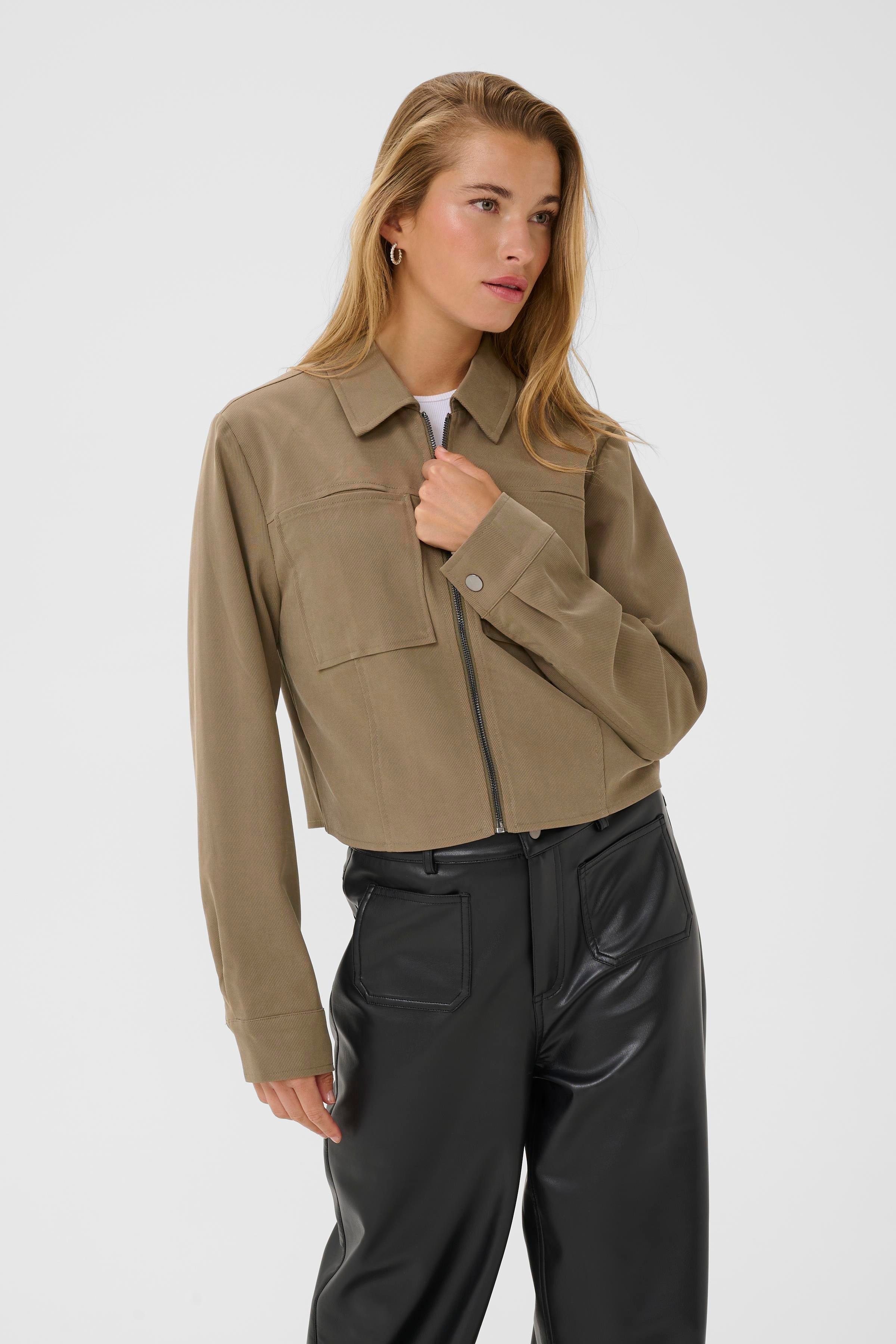 KAcerina Casual jakke LOOKBOOK FRONT 10511009-190808