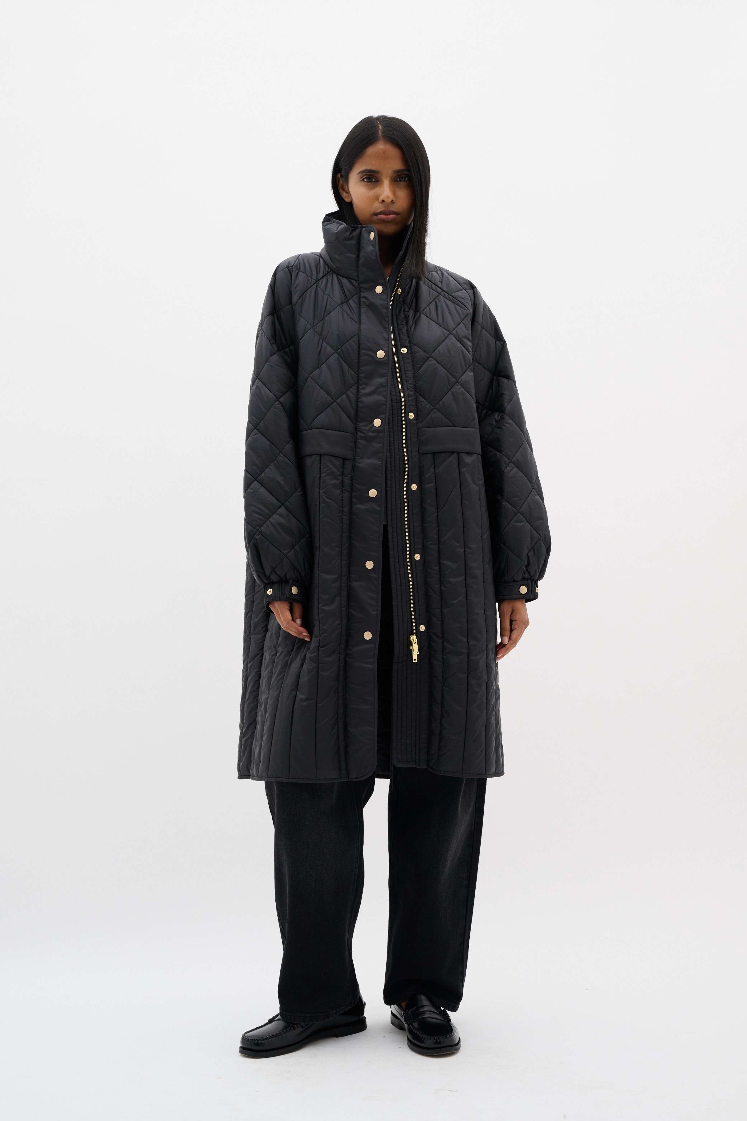 KarmelIW Coat LOOKBOOK FRONT 30110660-194008