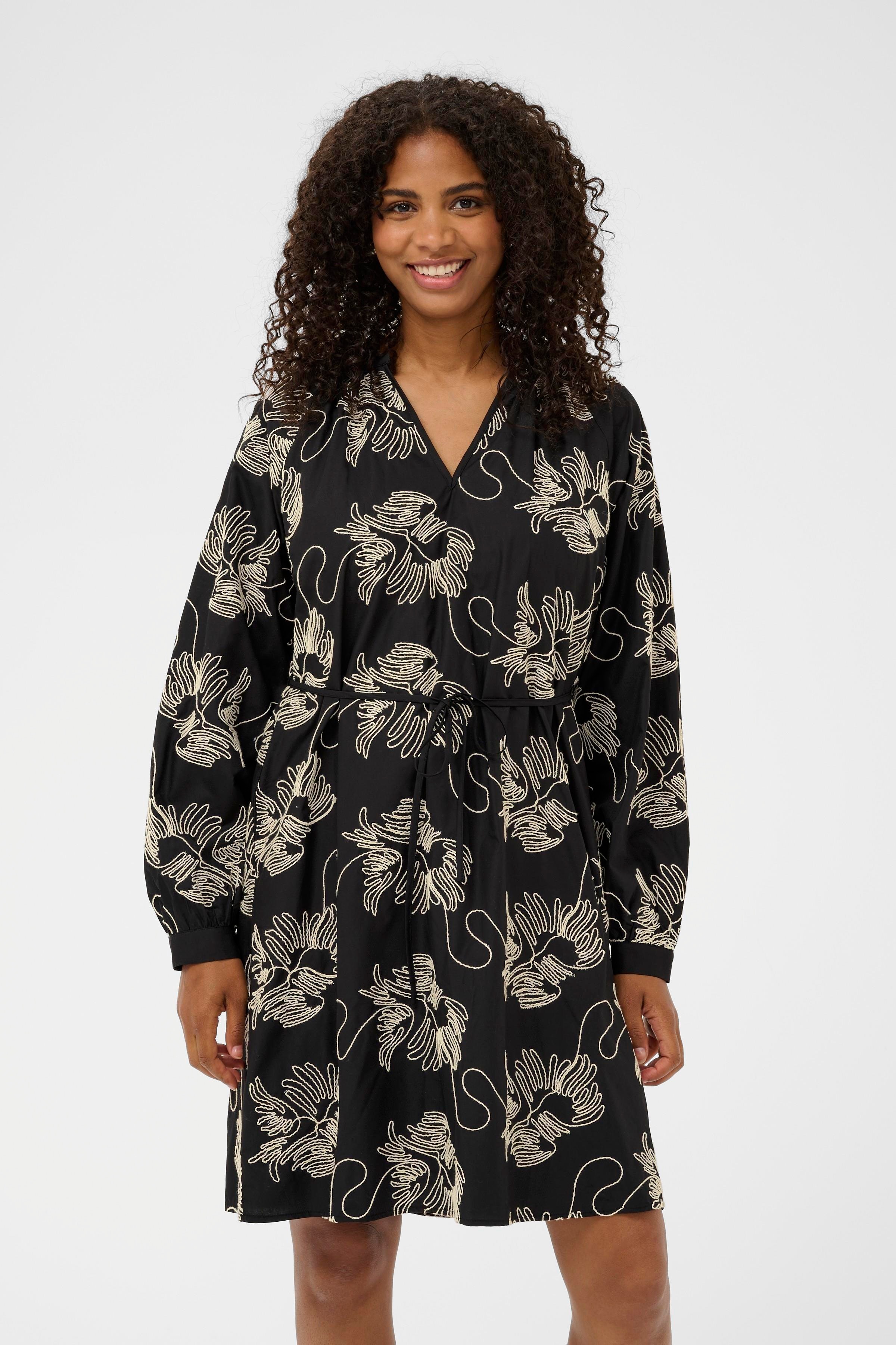 KAvinie Kjole LOOKBOOK FRONT 10511097-108831