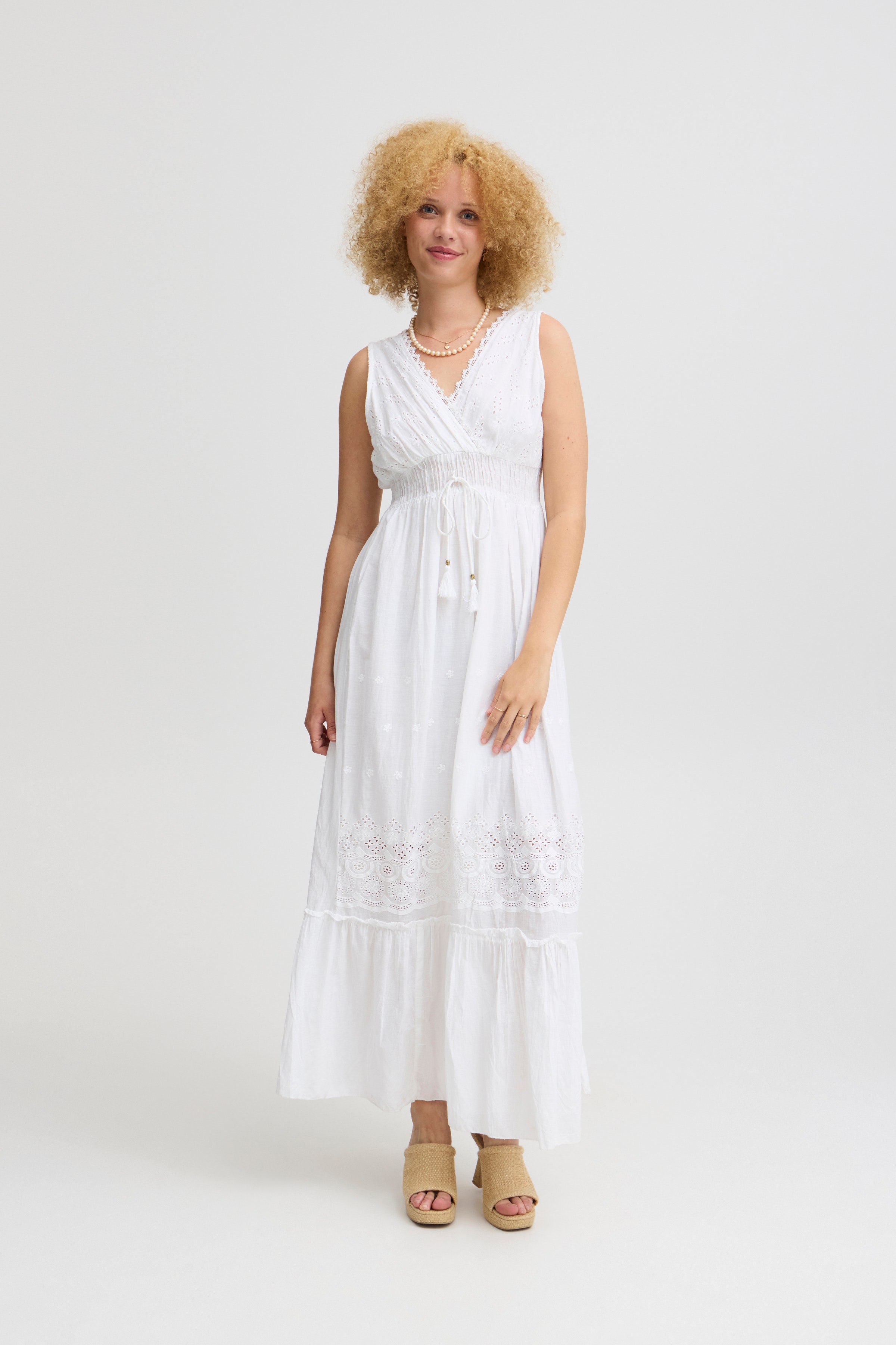 SBLEIFI Kjole LOOKBOOK FRONT 22100660-110602