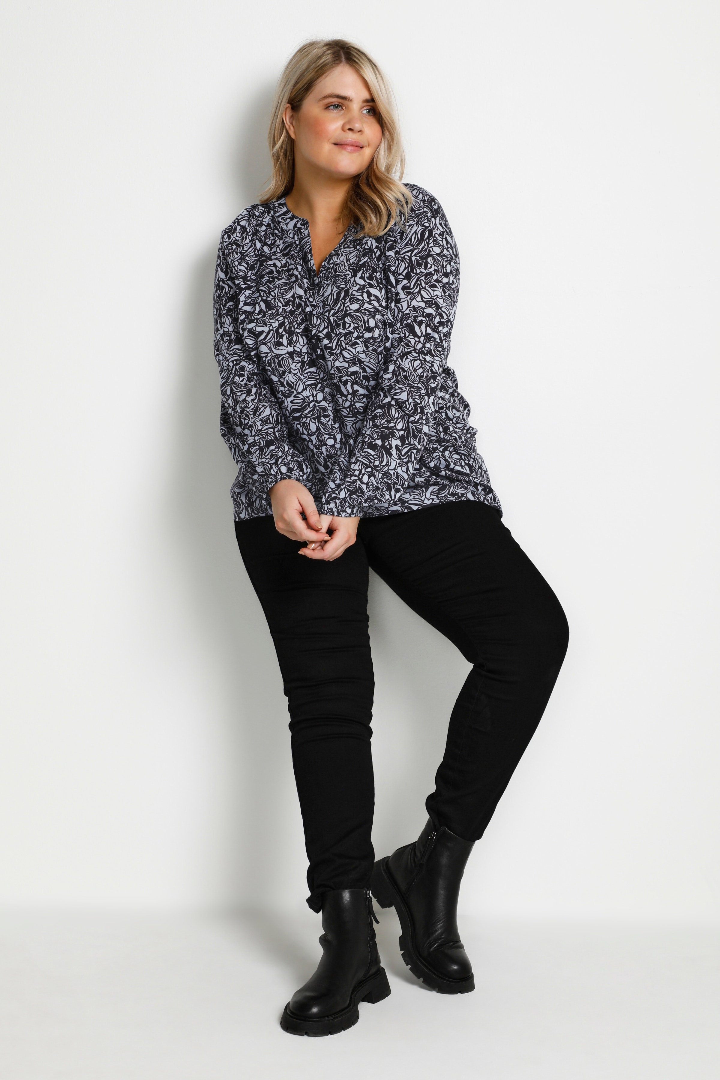 KCburma Blouse with long sleeve LOOKBOOK FRONT 10580972-103089