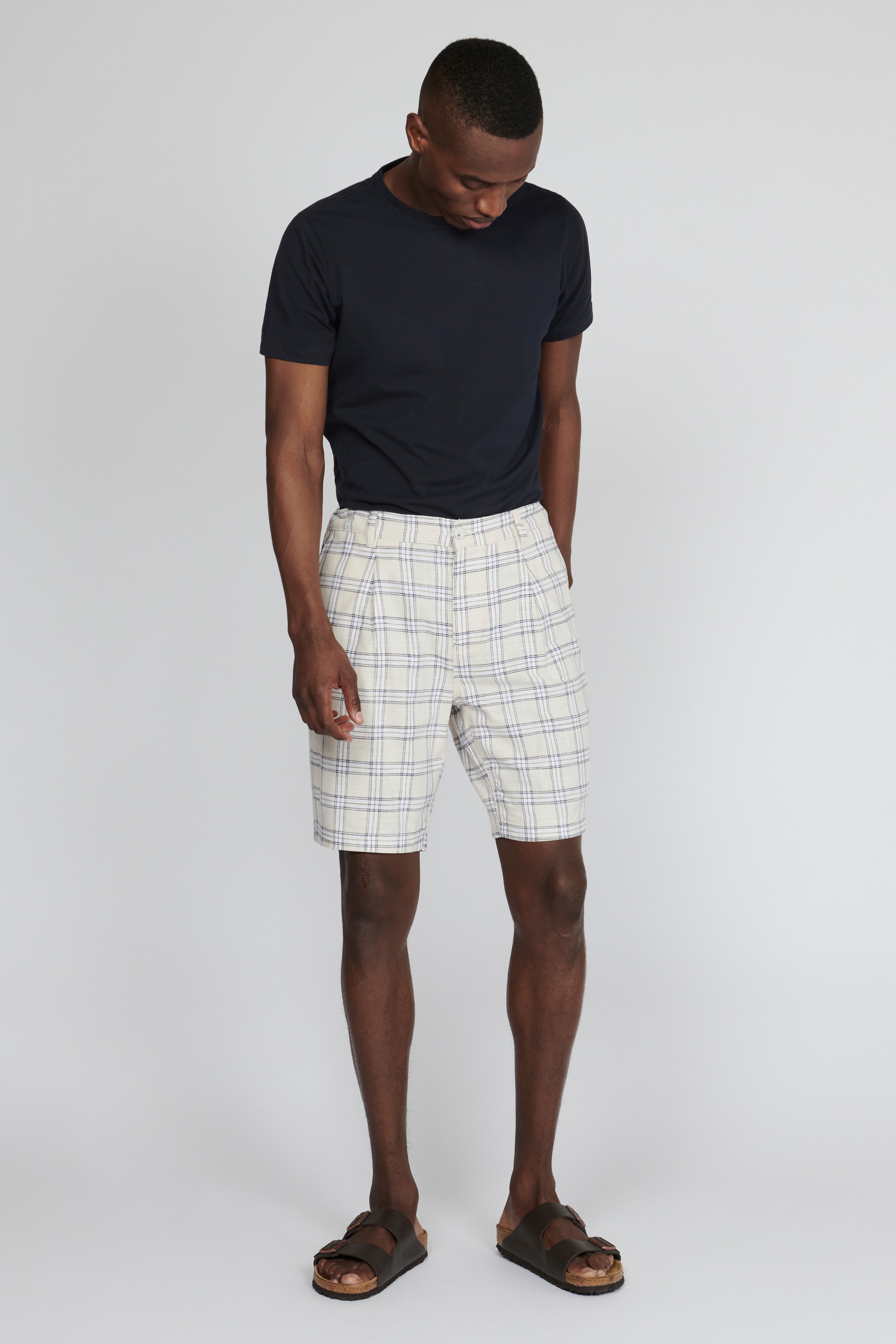 MAhart Shorts LOOKBOOK FRONT 30206747-114201