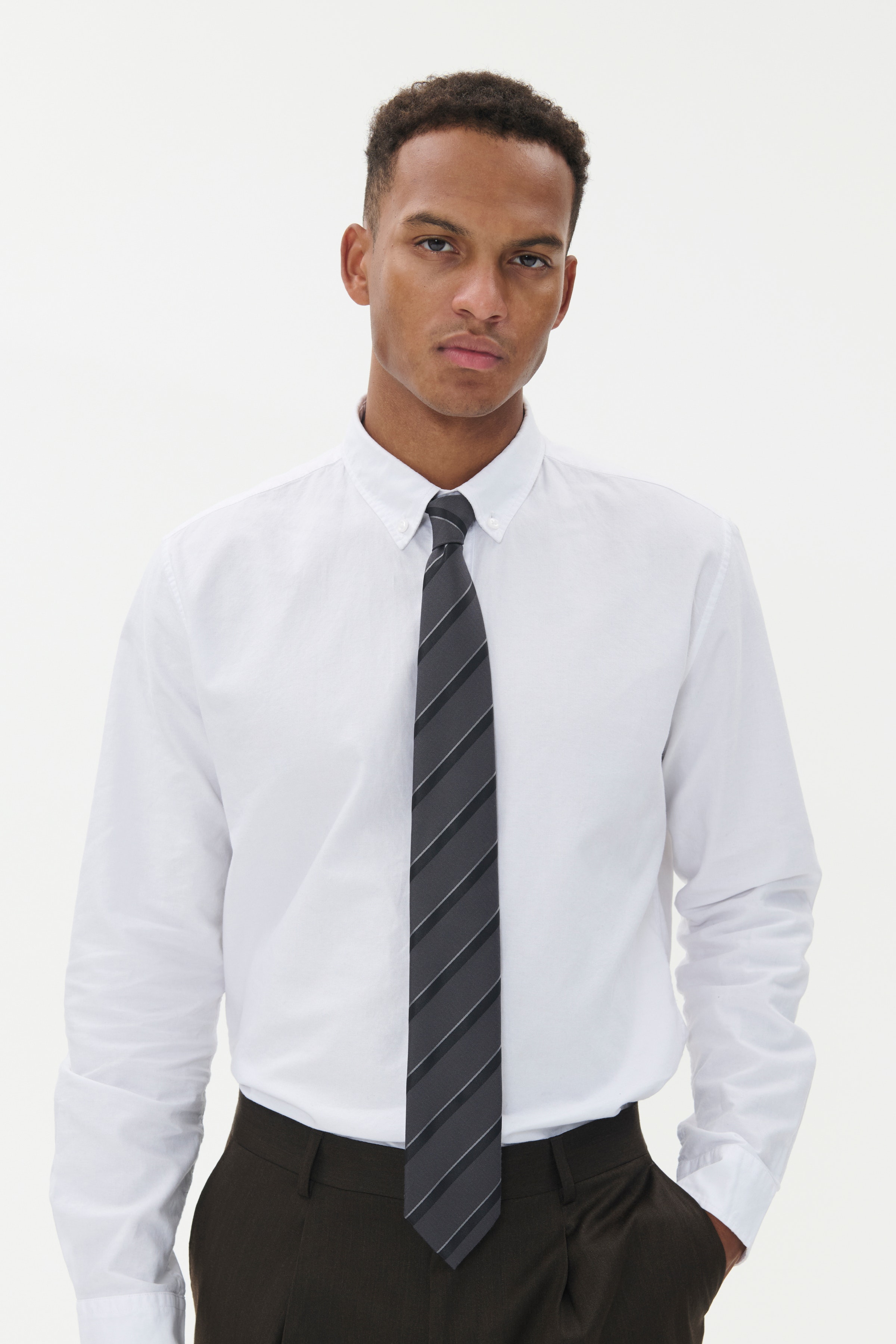 MAtie Slips LOOKBOOK FRONT 30207996-300275