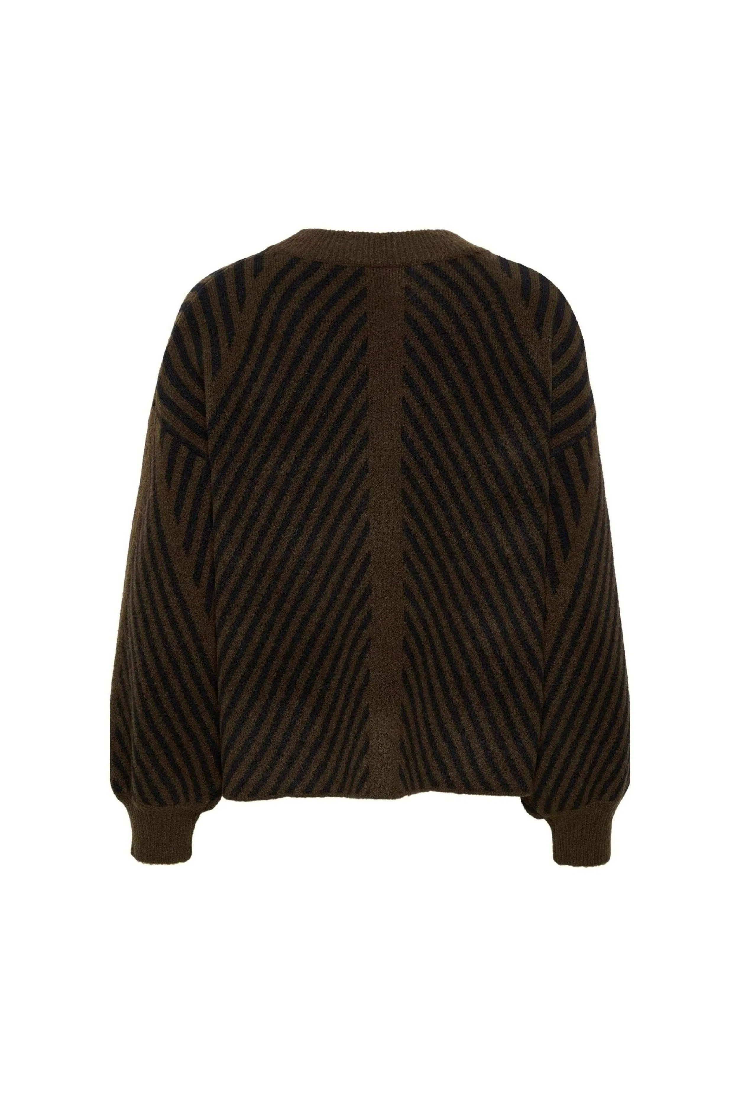 KAvera Pullover PACK FRONT 10507817-104929