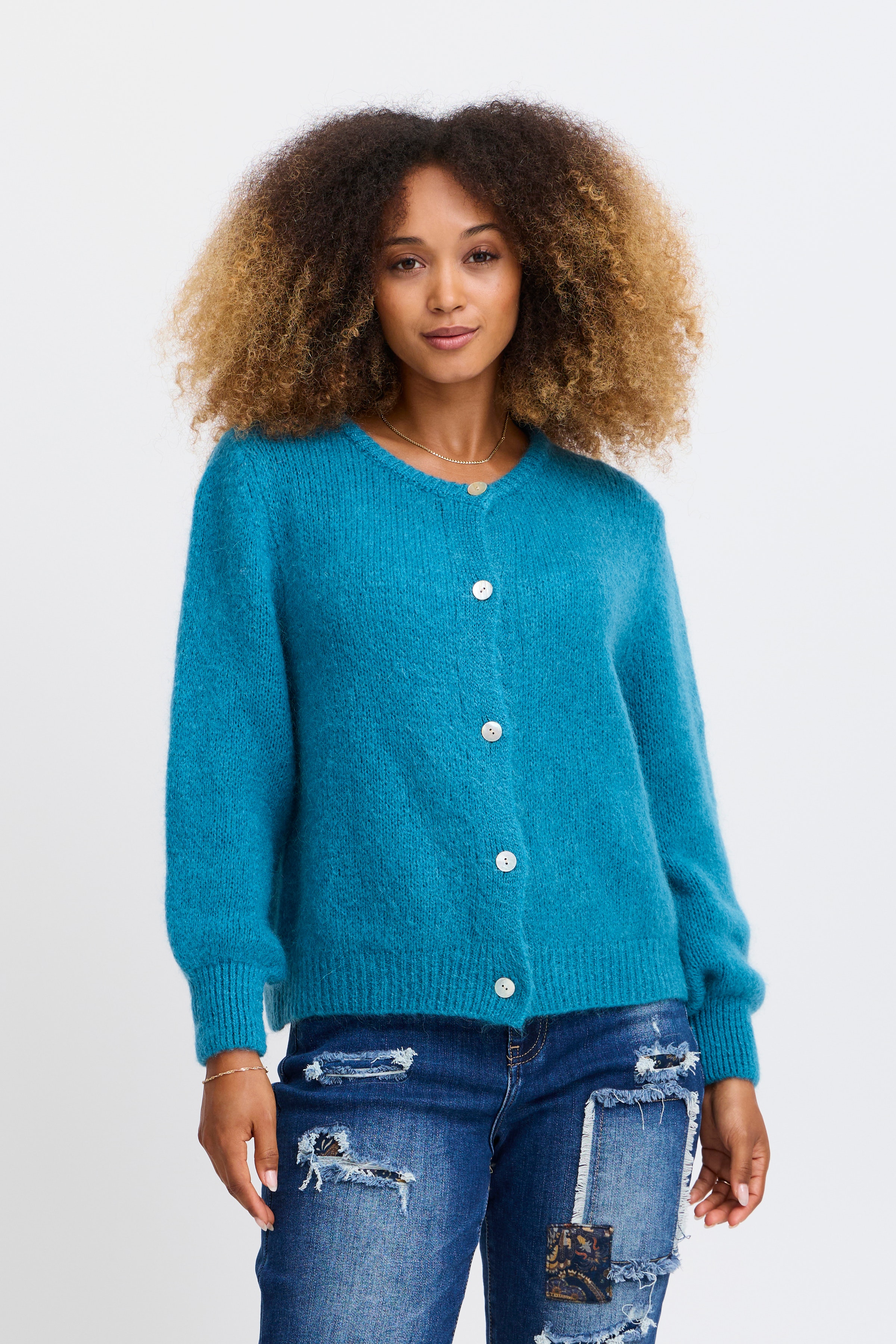 SBGULVIG Cardigan LOOKBOOK FRONT 22100655-174716