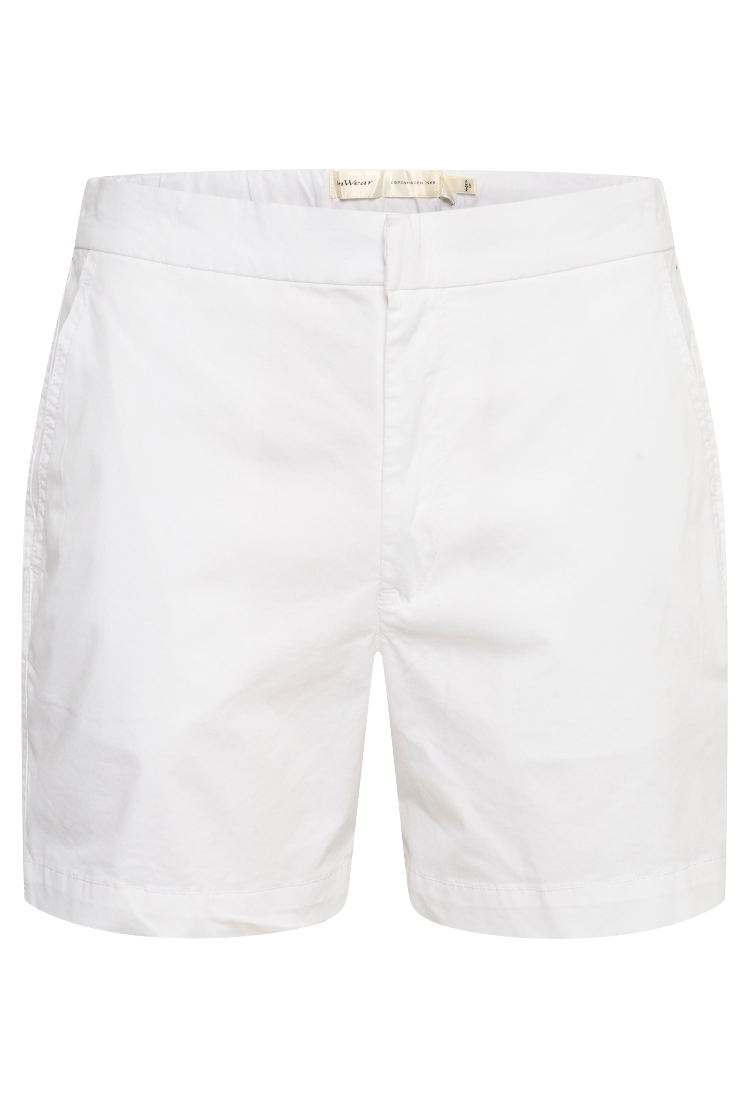 OpeyaIW Shorts LOOKBOOK FRONT 30108271-300001