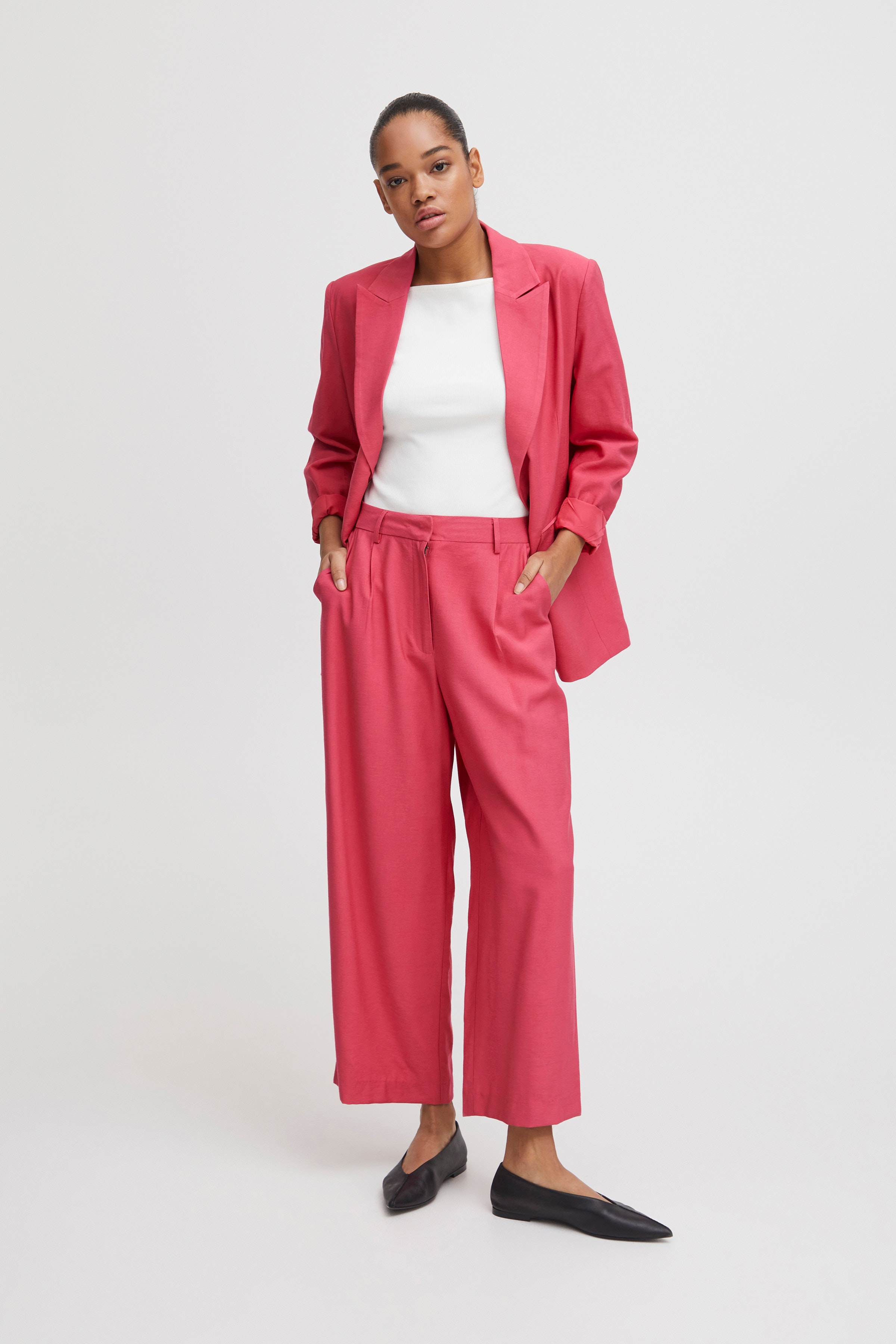 IHZOTI Trousers LOOKBOOK FRONT 20118958-171831