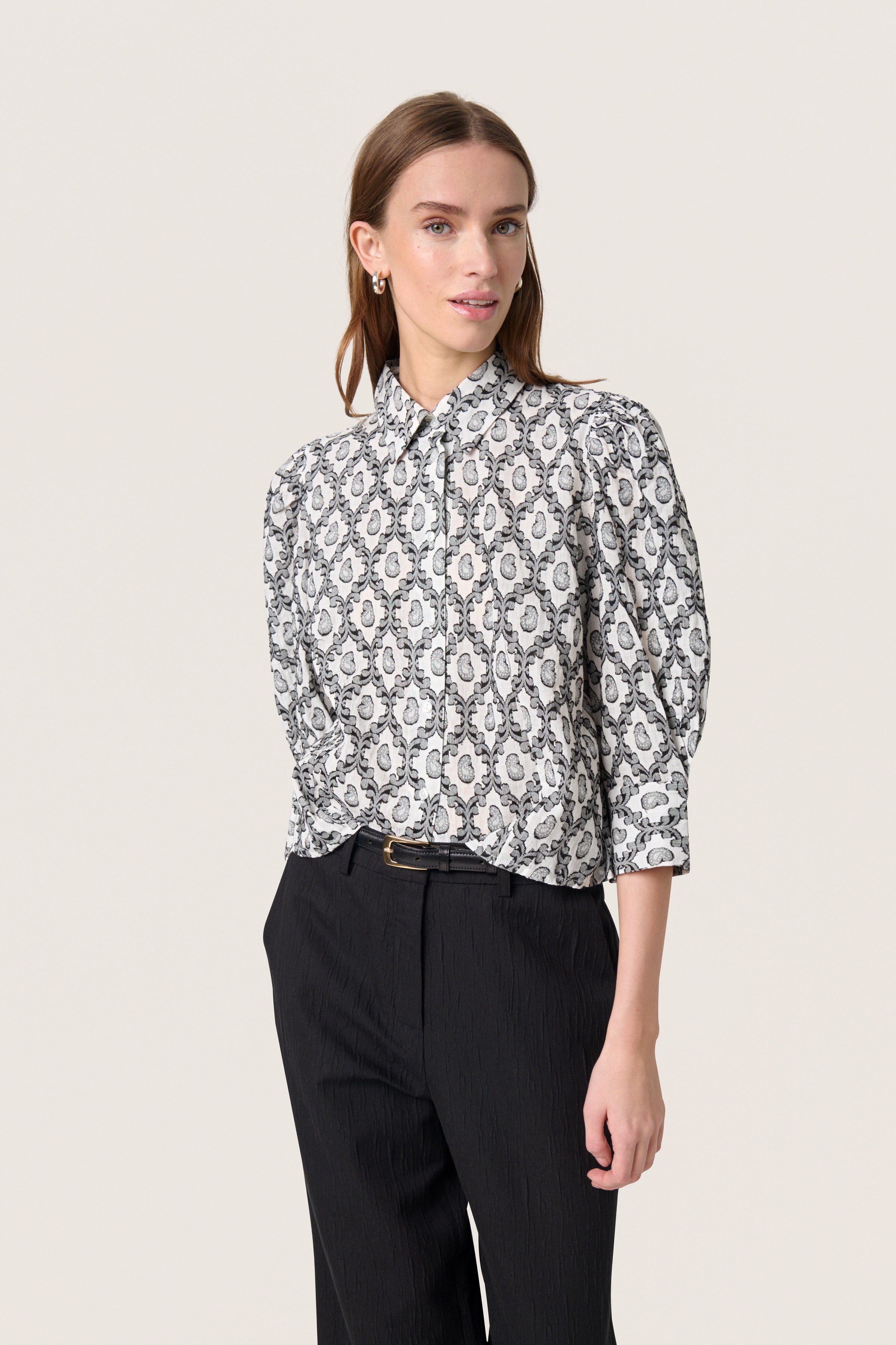 SLErika Skjorte LOOKBOOK FRONT 30408456-303917