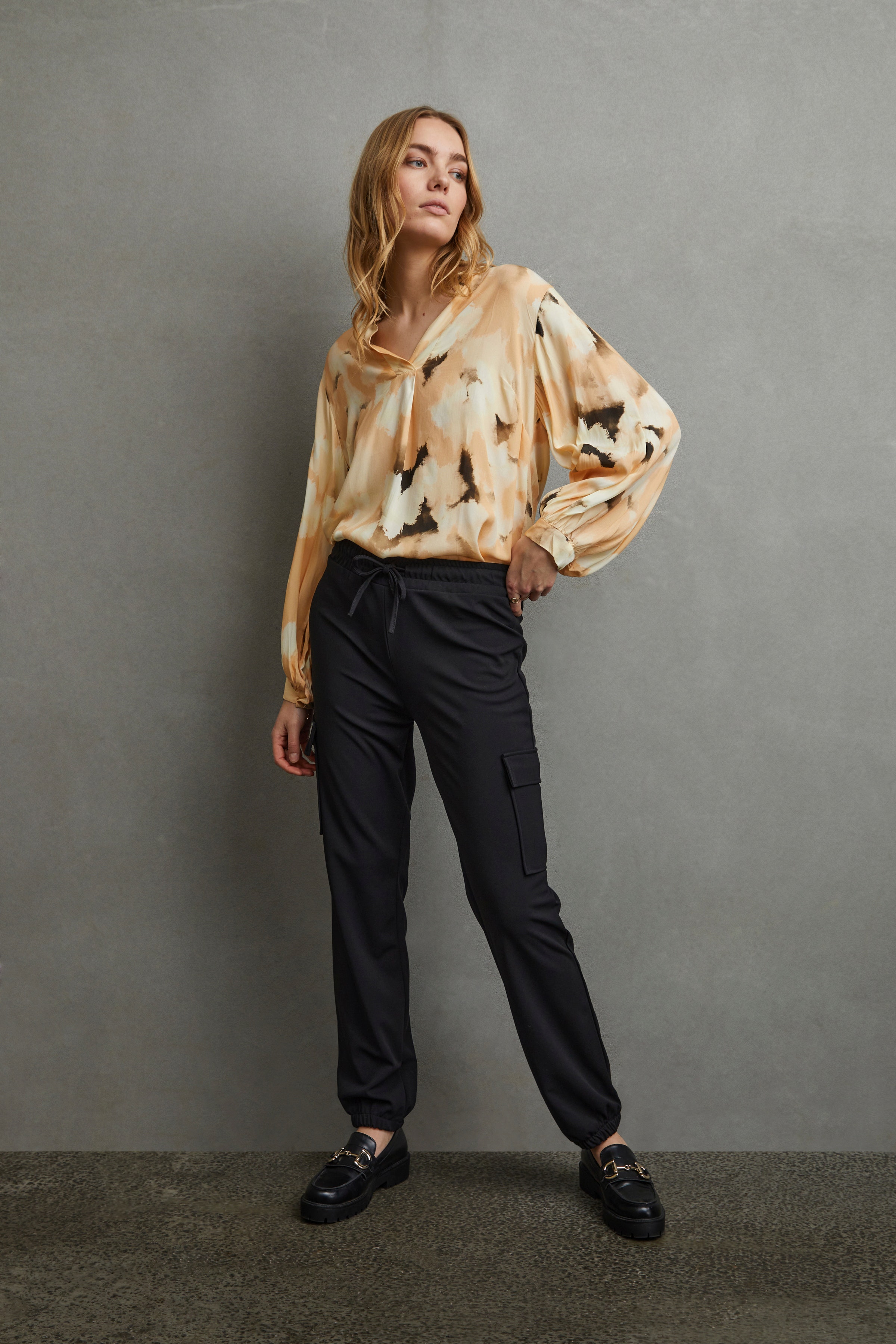SBSCUB Byxor LOOKBOOK FRONT 22100044-10001