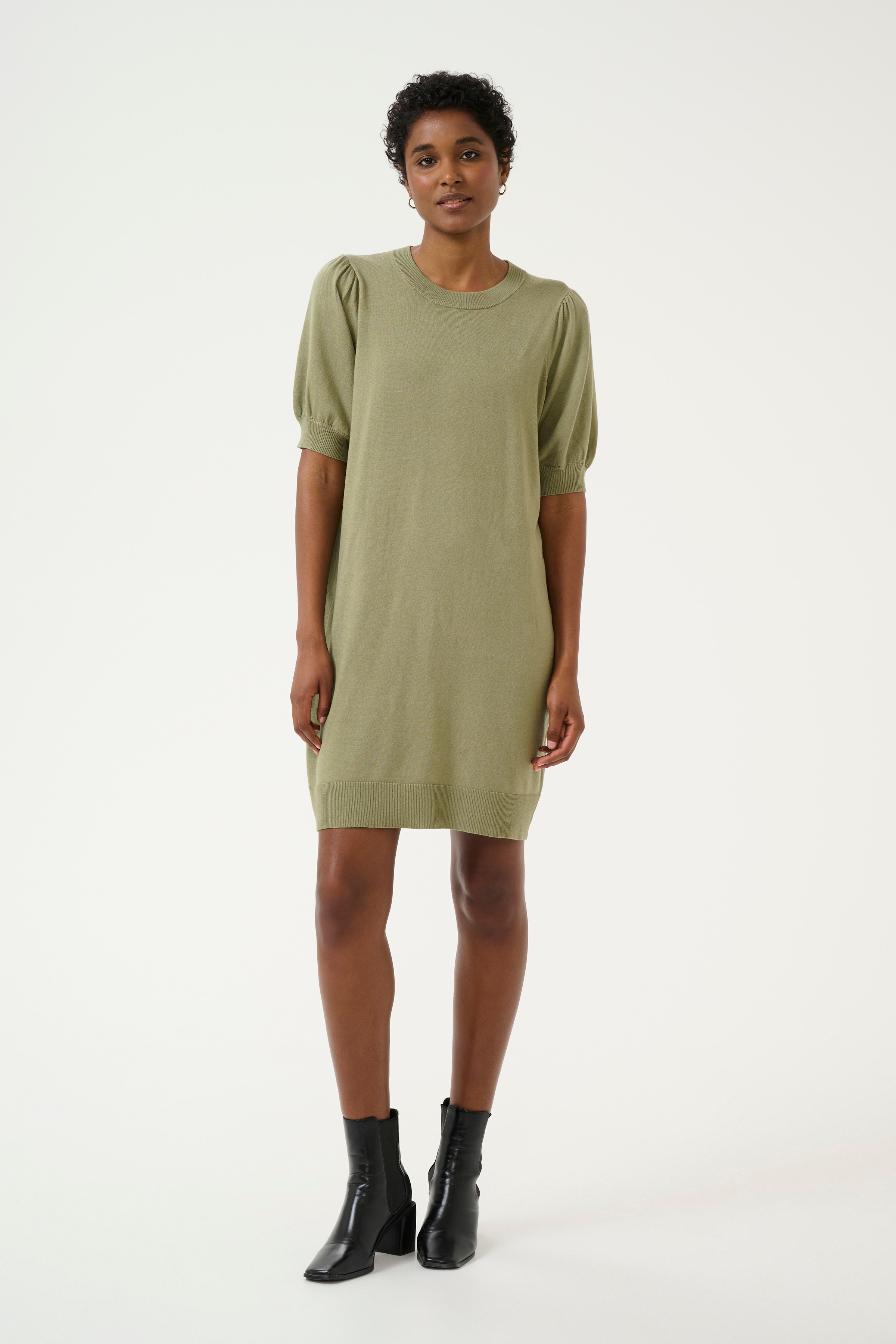 KAlizza Kjole LOOKBOOK FRONT 10508378-170115