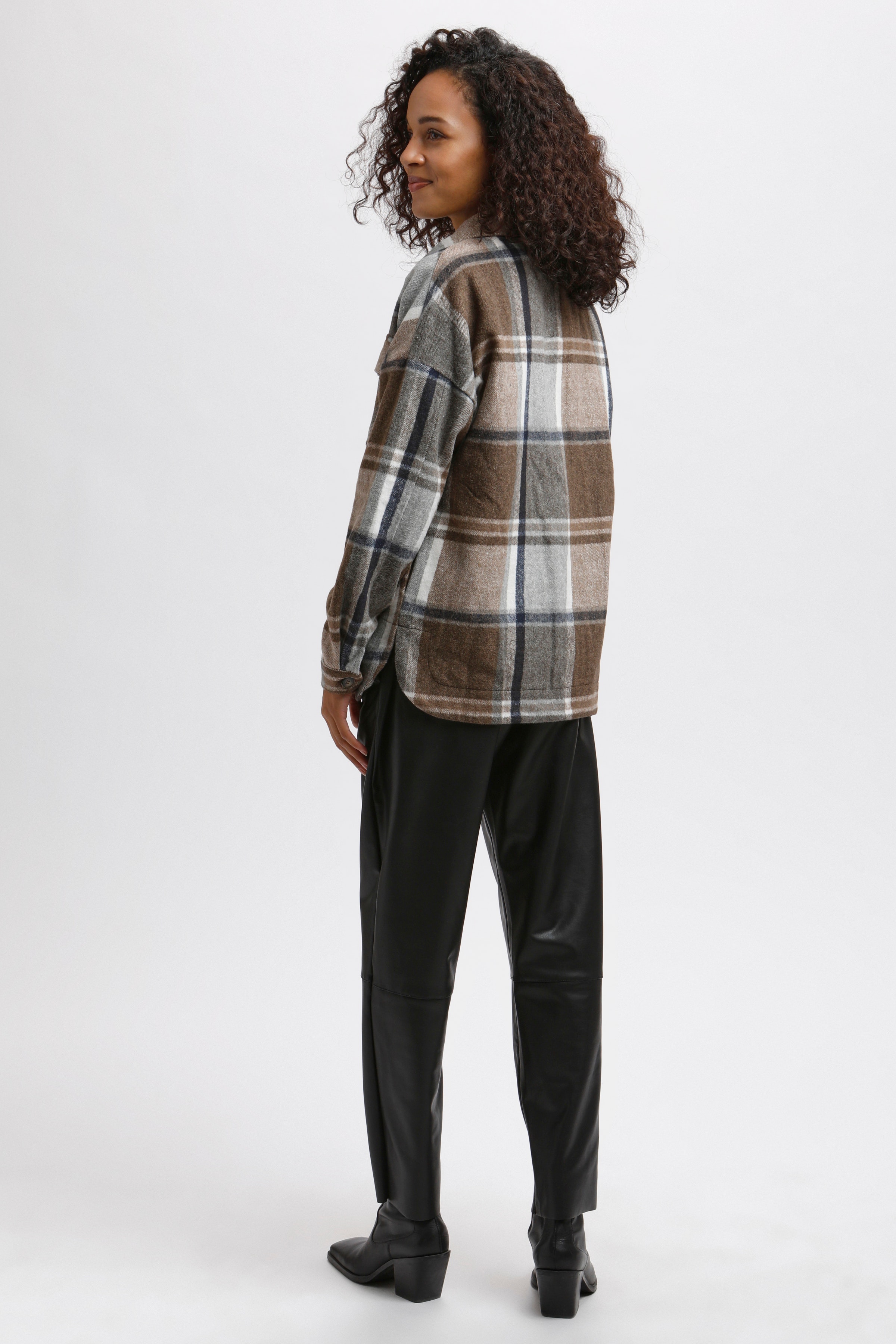 KAtomine Langærmet skjorte LOOKBOOK BACK 10505841-101838