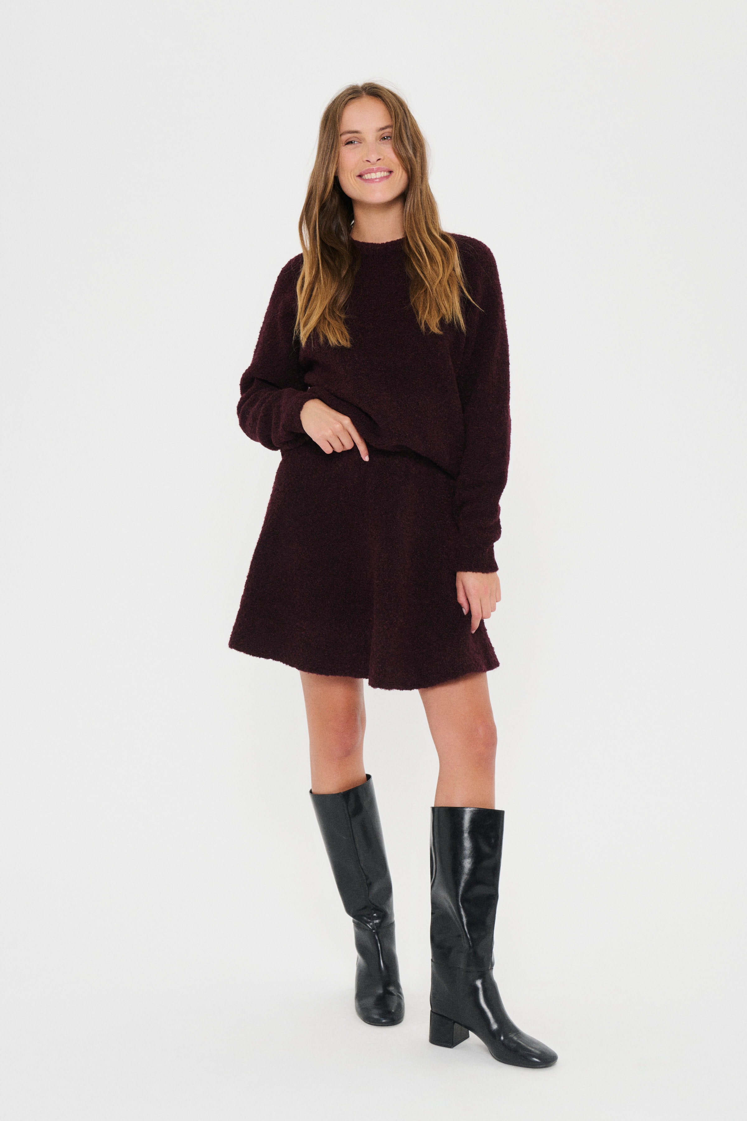 GelaSZ Skirt LOOKBOOK FRONT 30515022-192118
