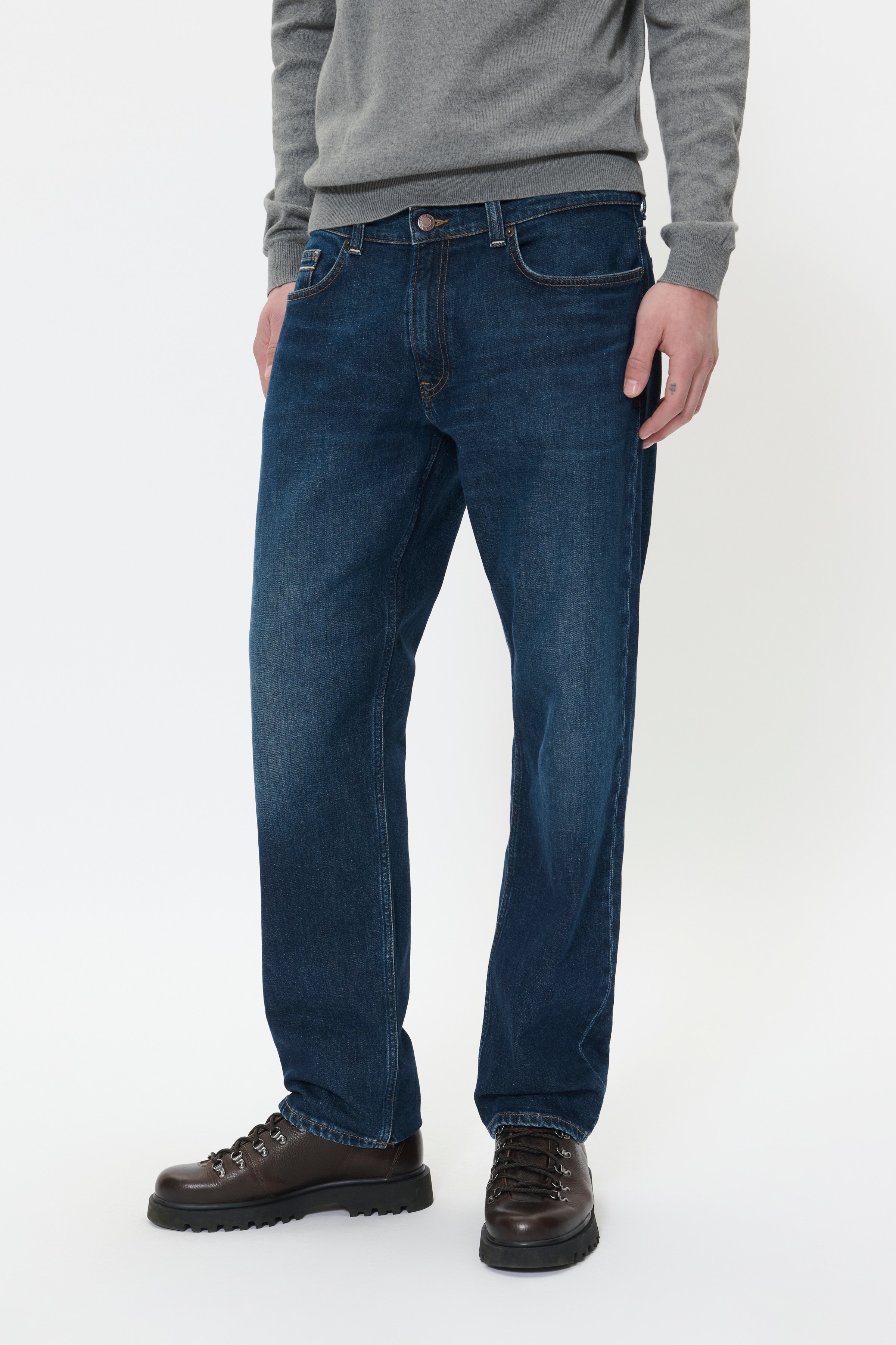 MAMike Denim Jeans LOOKBOOK FRONT 30208024-303778