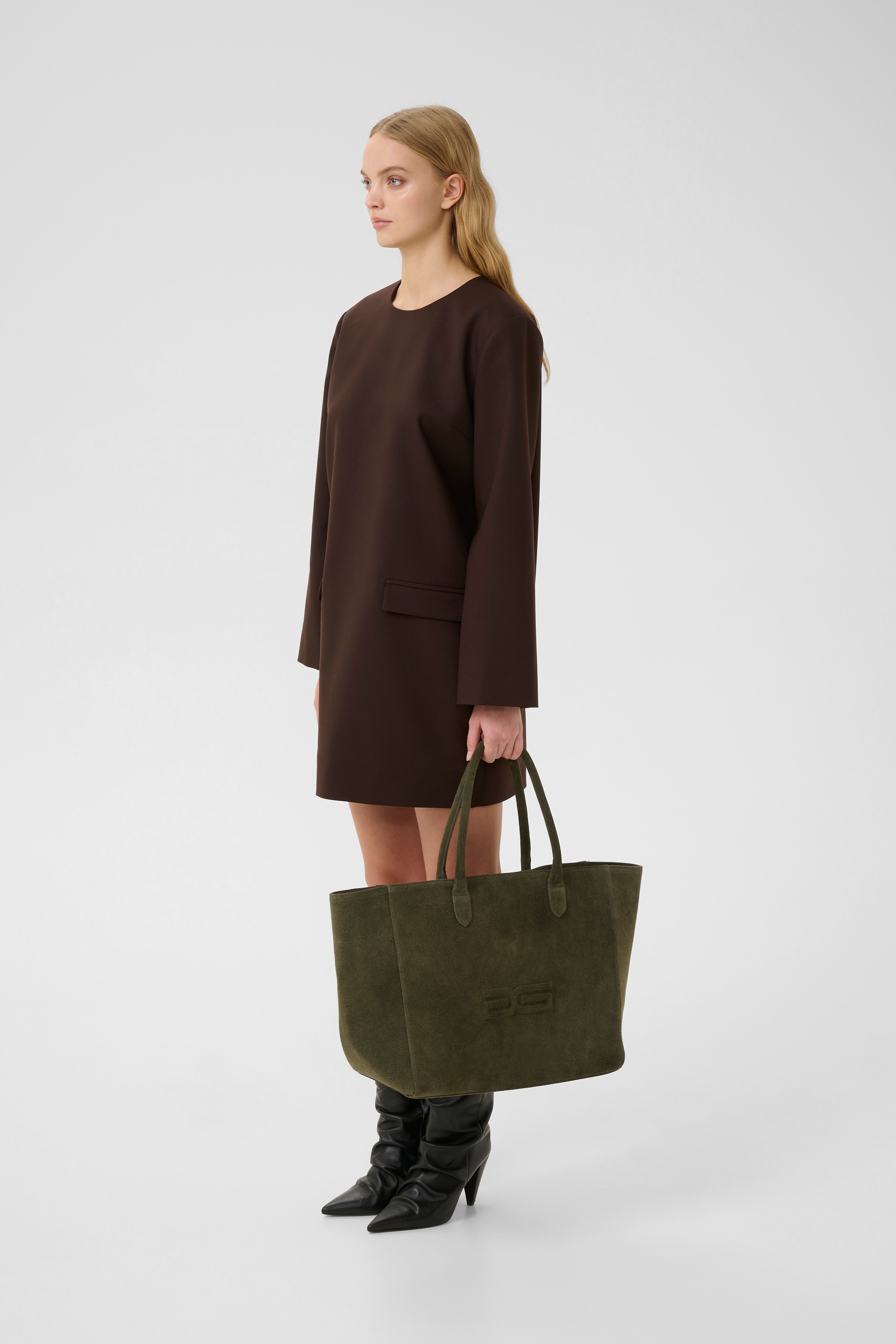GZea Dress LOOKBOOK FRONT 10910615-191106