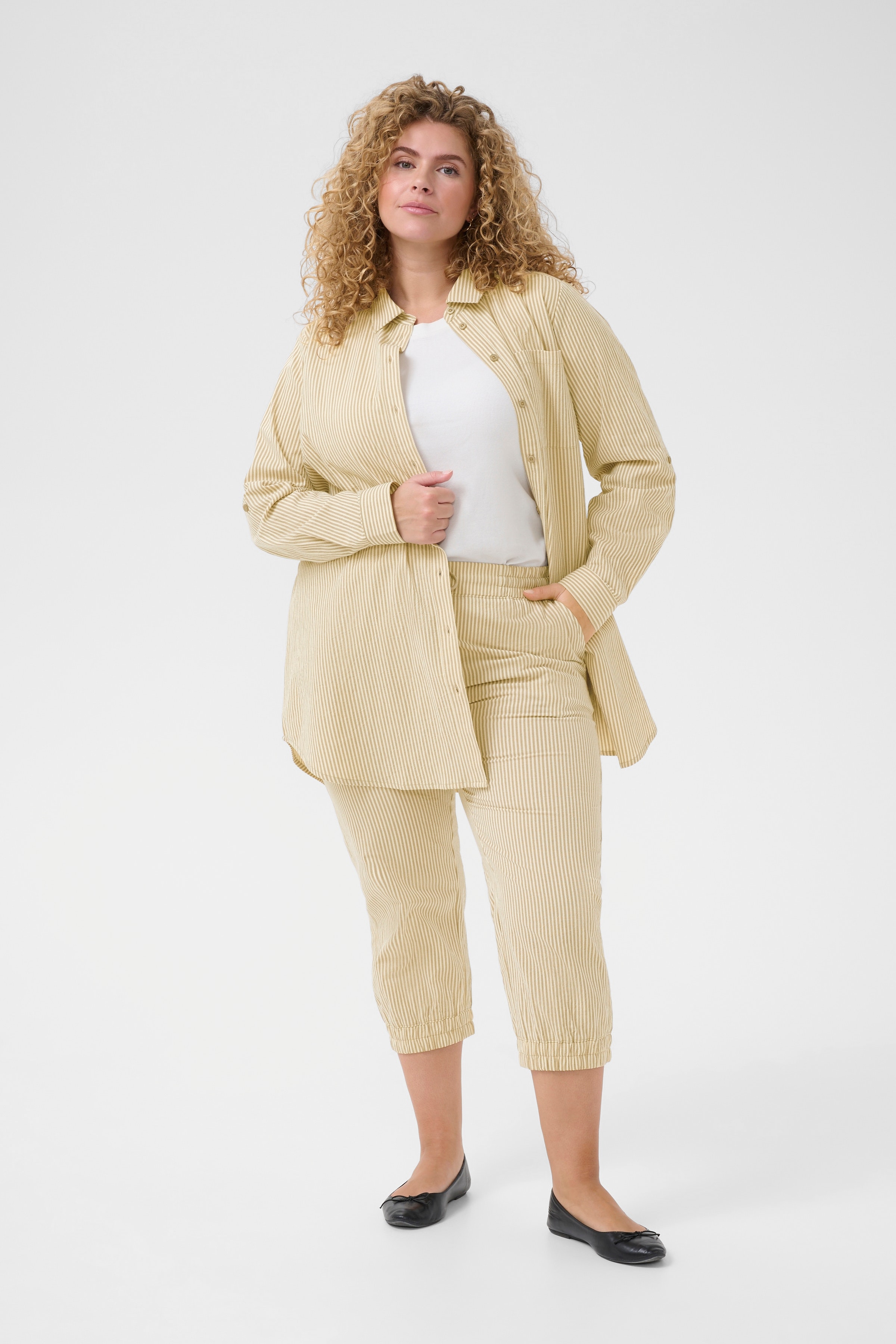 KCnana Broek LOOKBOOK FRONT 10583333-107706