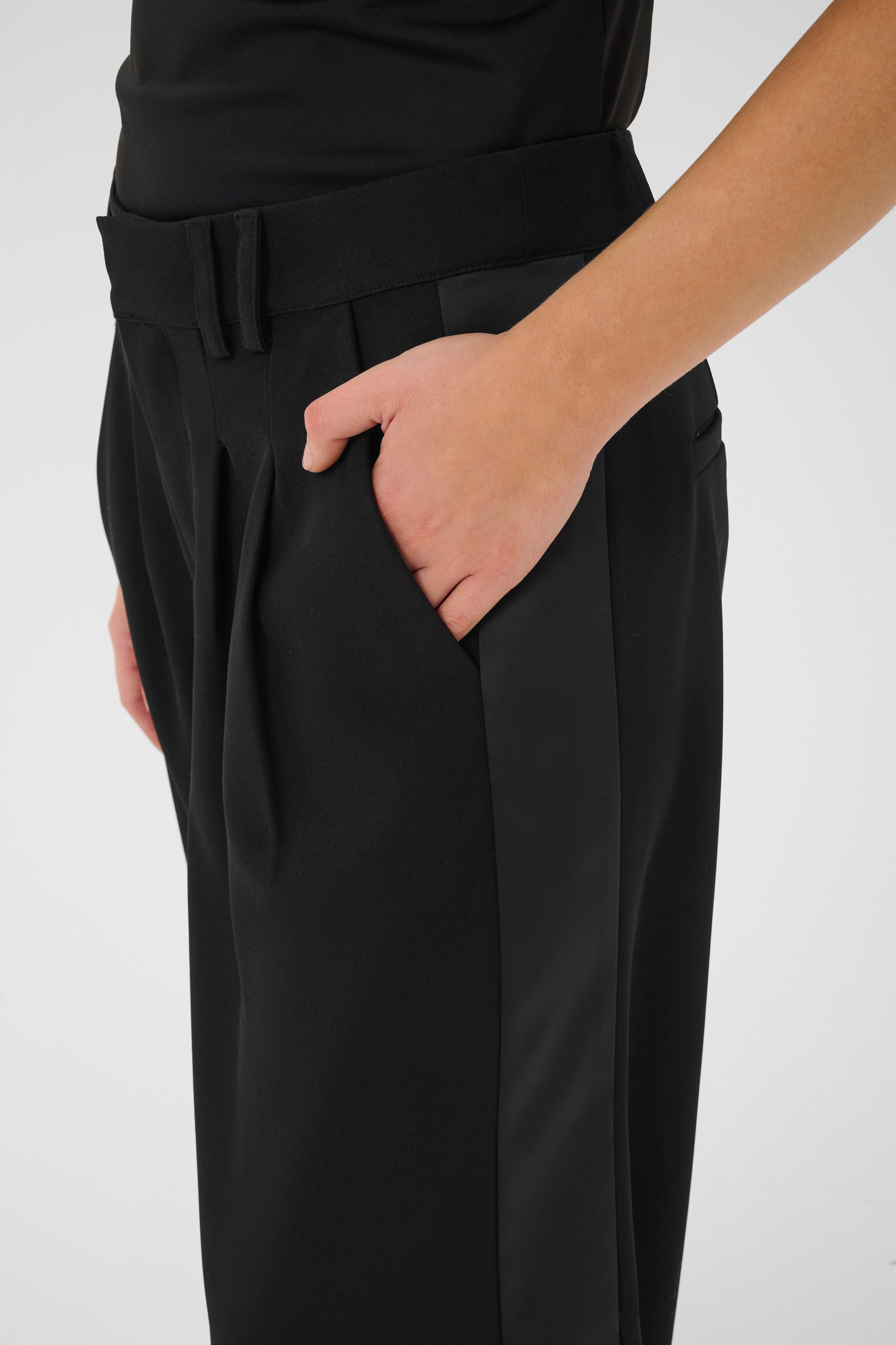 CUbelle Broek LOOKBOOK DETAIL 50112530-500012
