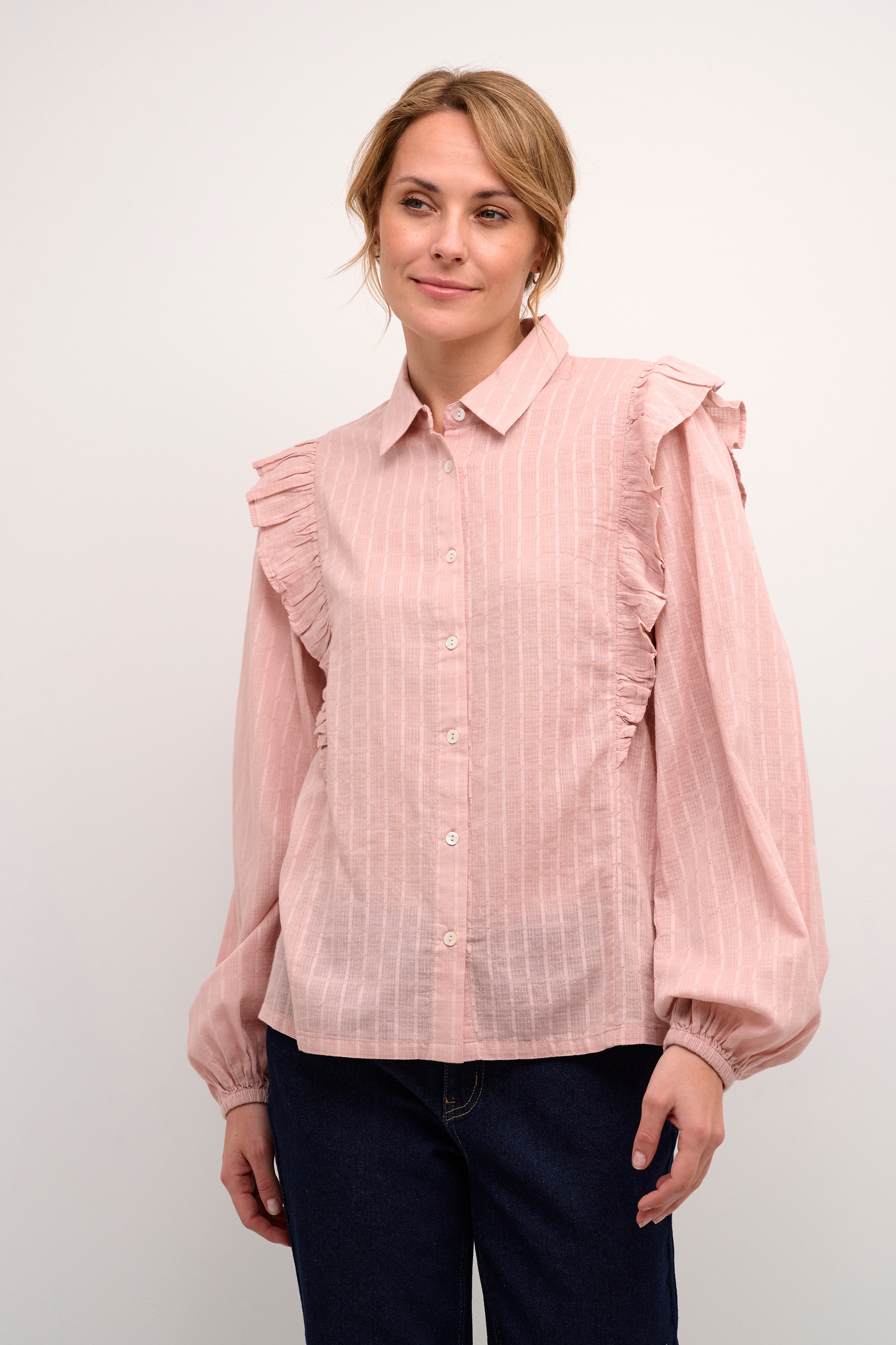 CUamara Shirt LOOKBOOK FRONT 50110257-151607