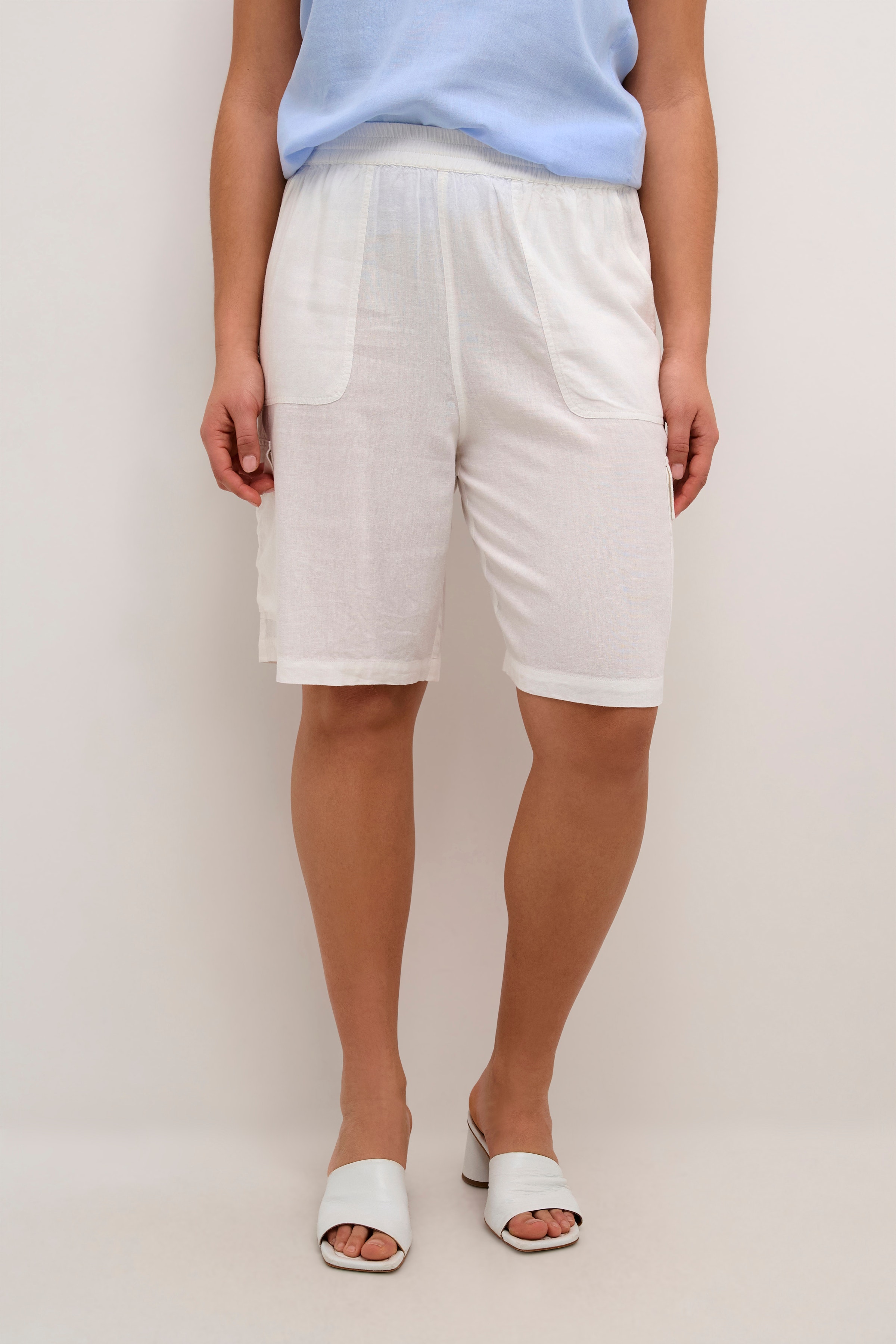 KAmilia Linen shorts LOOKBOOK FRONT 10508315-110602